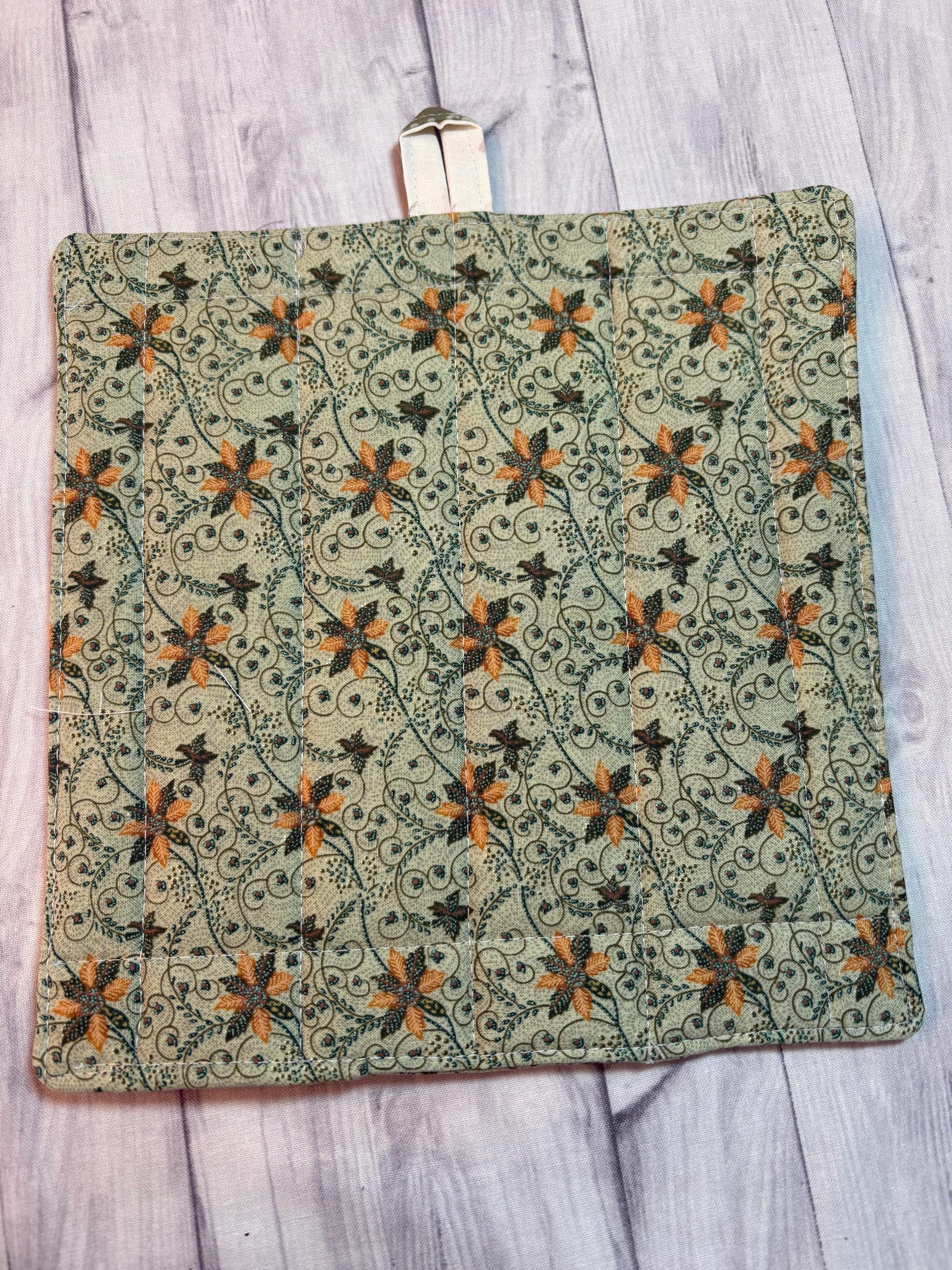 Single Chickadee Bird potholder, 8.25” homemade quilted view 4