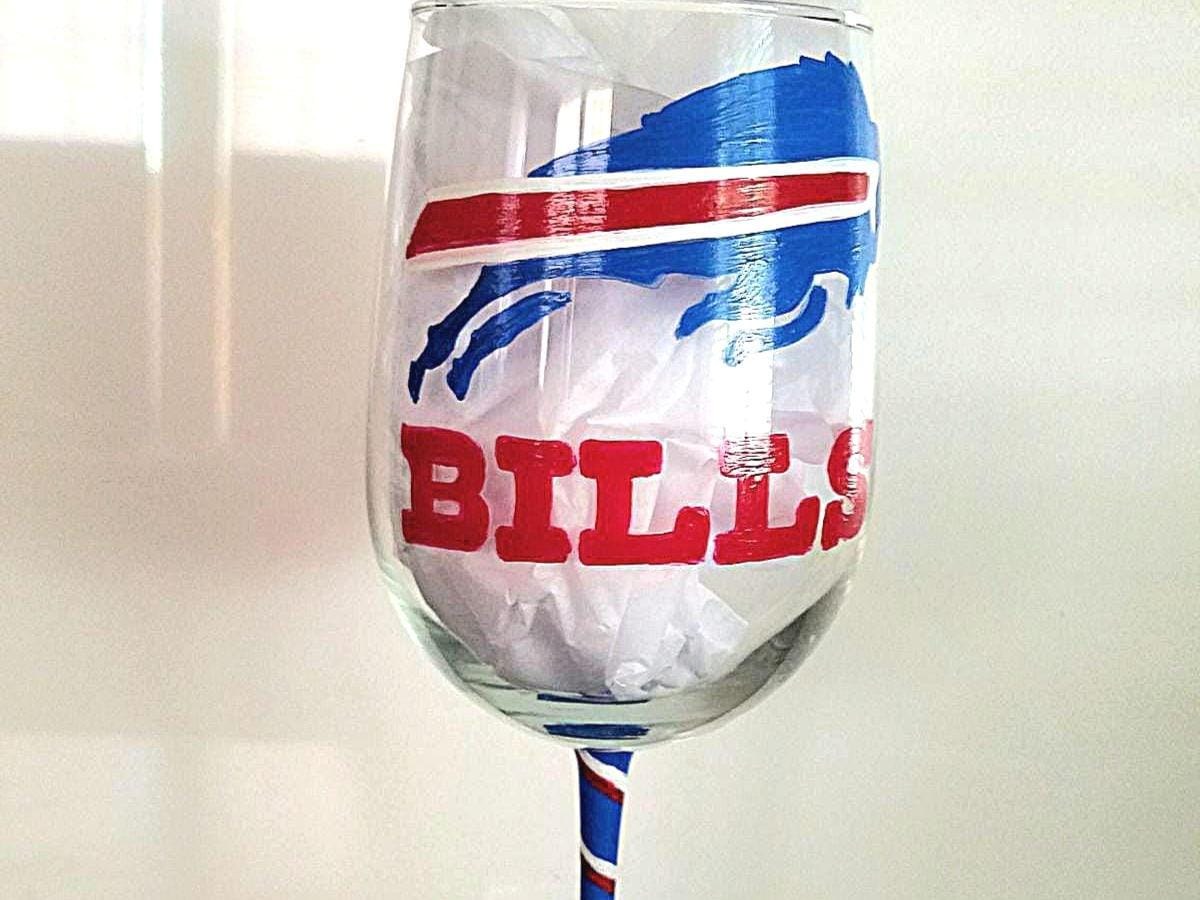 Hand Painted Buffalo Bills Wine Glass, 18 oz