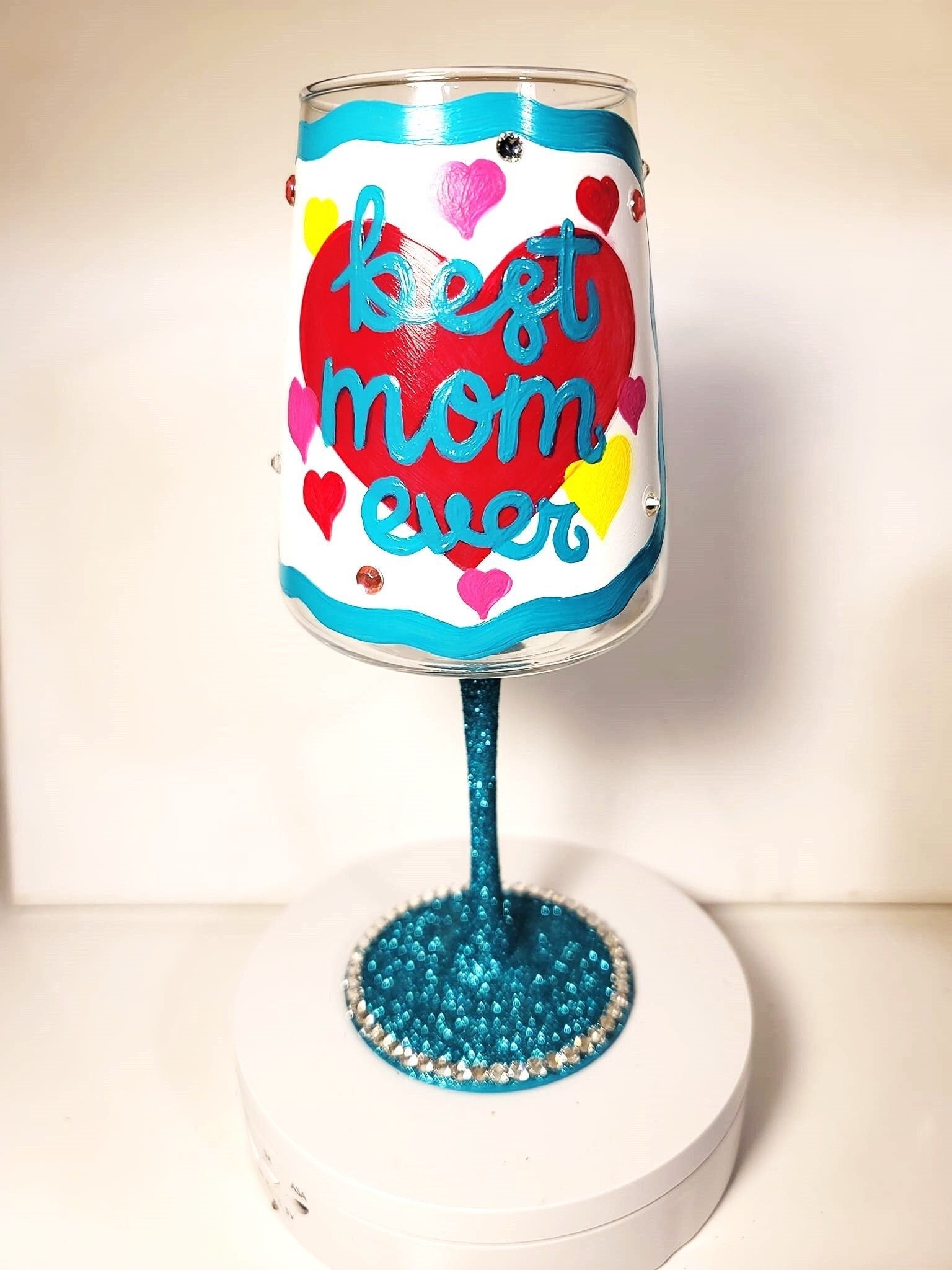 Hand Painted Mom/Mothers Day Wine Glass / Gift for her/ Birthday gift/ New Mom gift/ Bling wine glass
