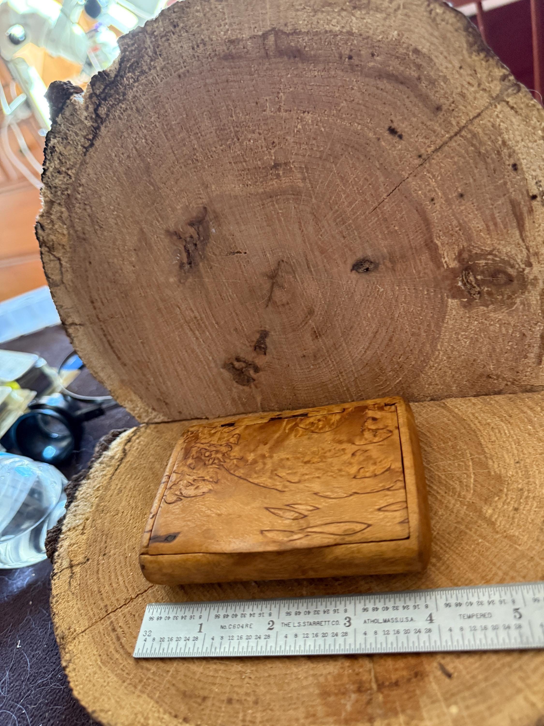 Hand Carved Burlwood Cigarette/Business Card Holder detail 7