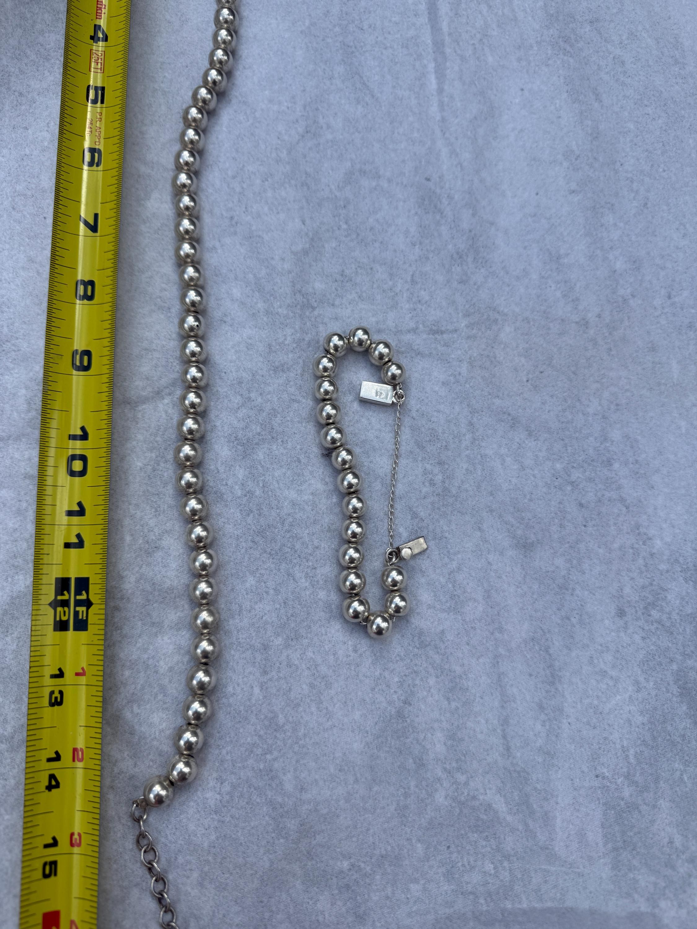 Sterling pearl bead bracet and matching necklace detail 6