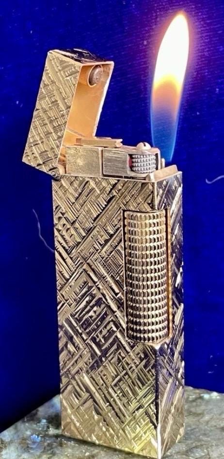 Dunhill Rollagas lighter refurbished and working great detail 2