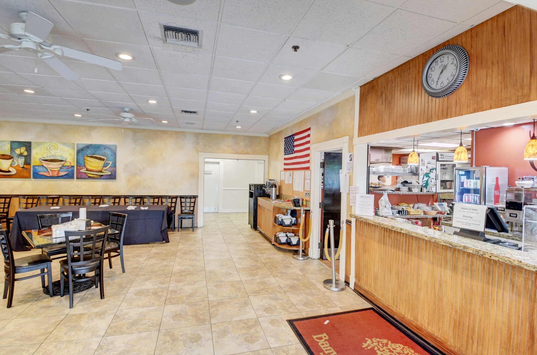 Community café and dining room at Banyan Springs