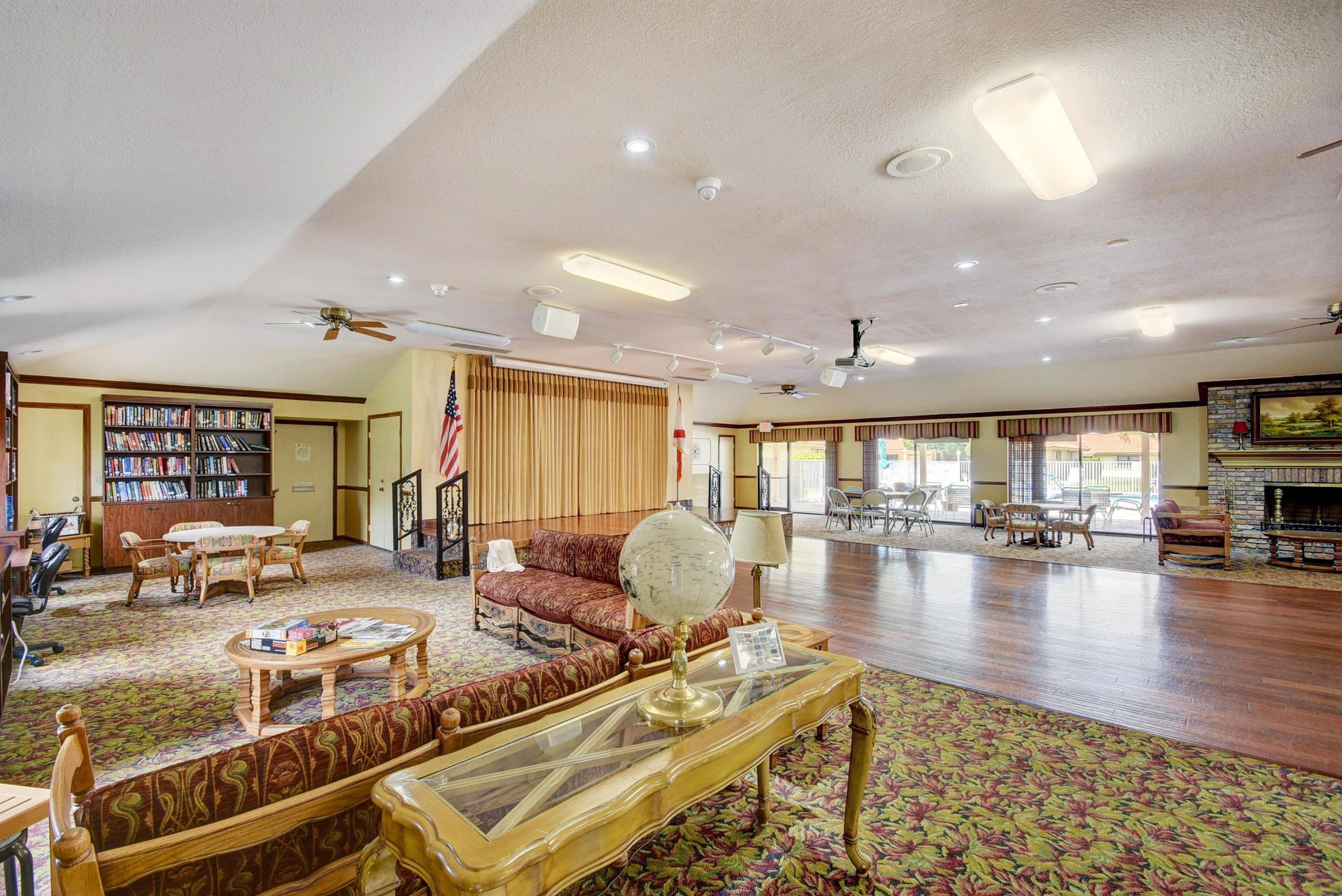 Clubhouse lounge at Bent Tree Villas West