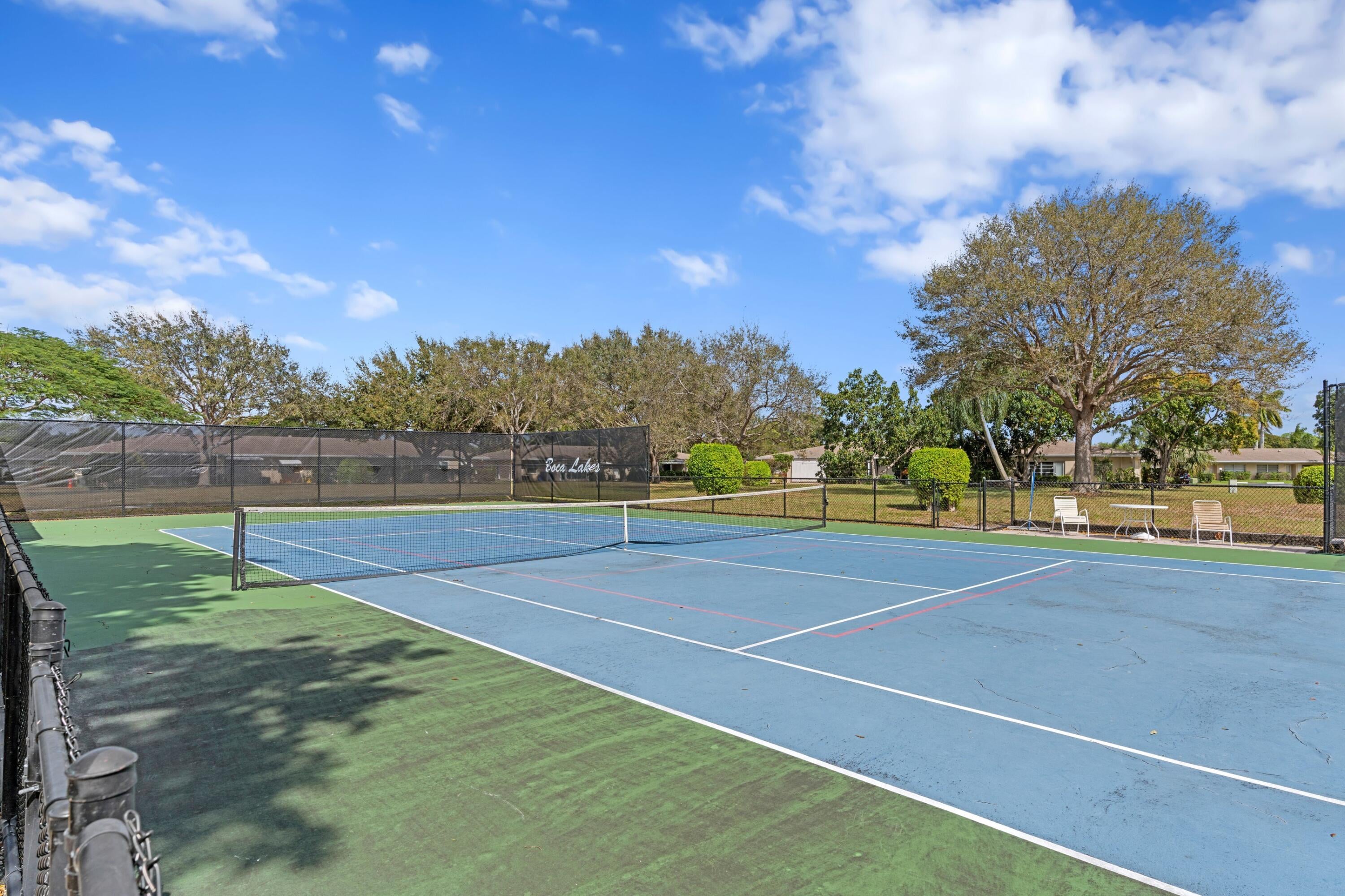 Boca Lakes tennis court