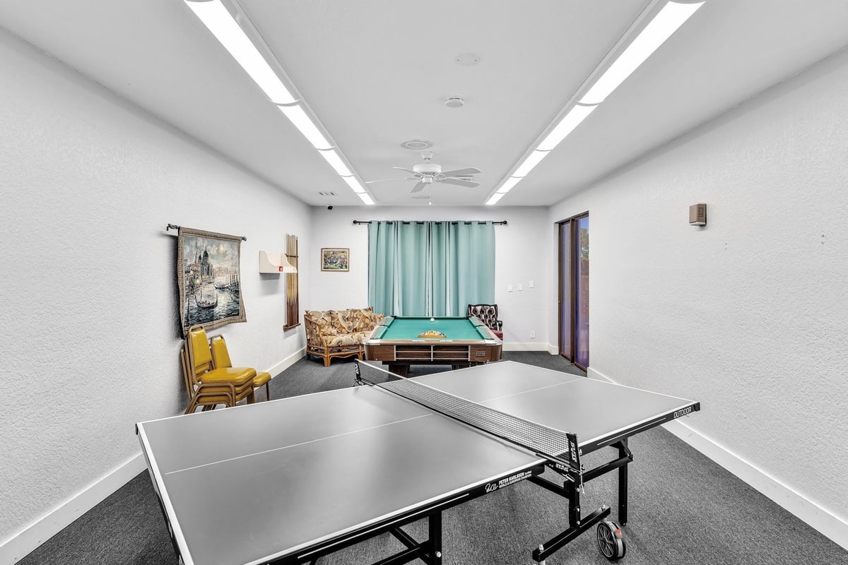 Bonaire Village table-tennis room