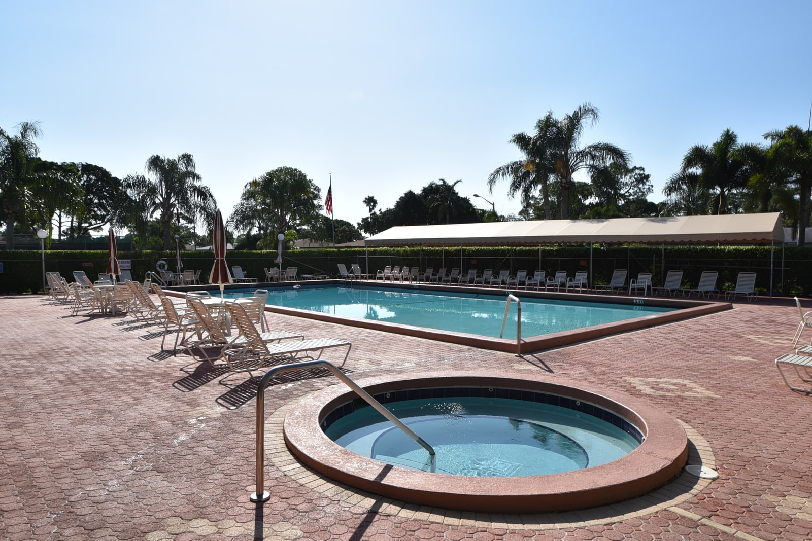 Pool and spa at Bridgeview in Delray Beach