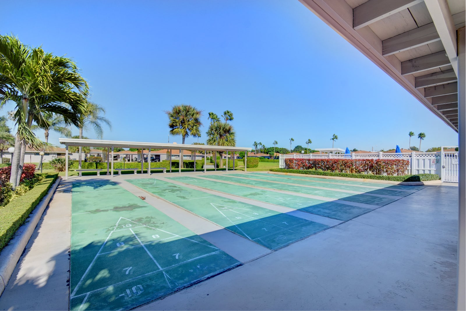 Pickleball court at Camelot Village