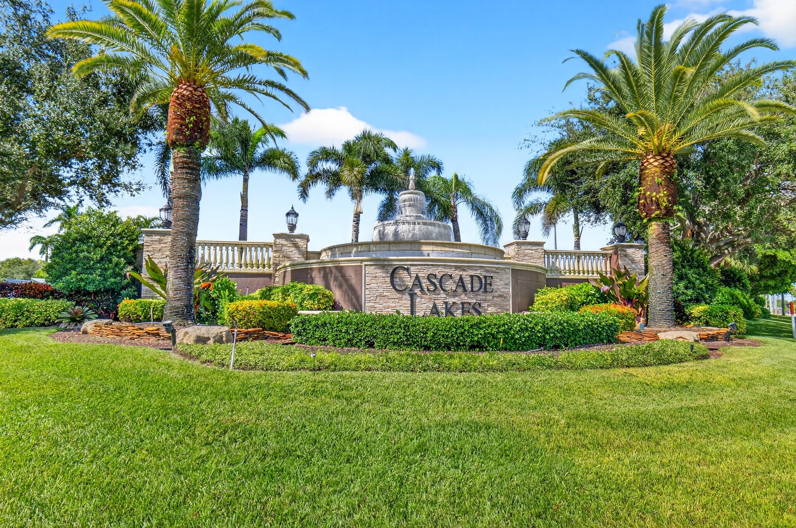 Cascade Lakes community entrance in Boynton Beach
