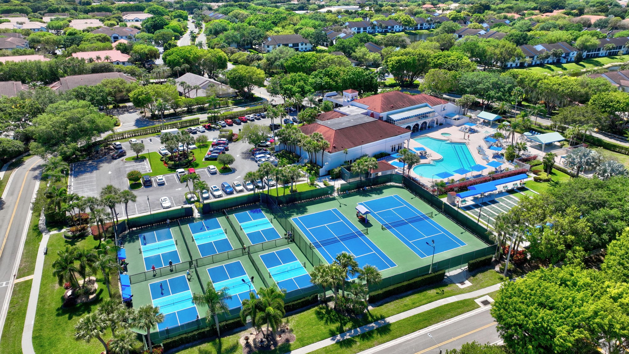 Aerial view of Platina racquet courts and clubhouse amenities in Boynton Beach