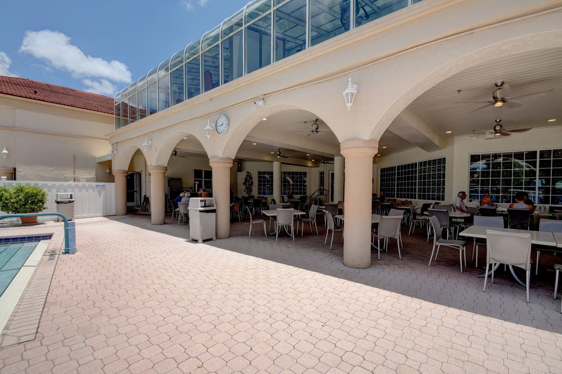 Covered café terrace at Platina
