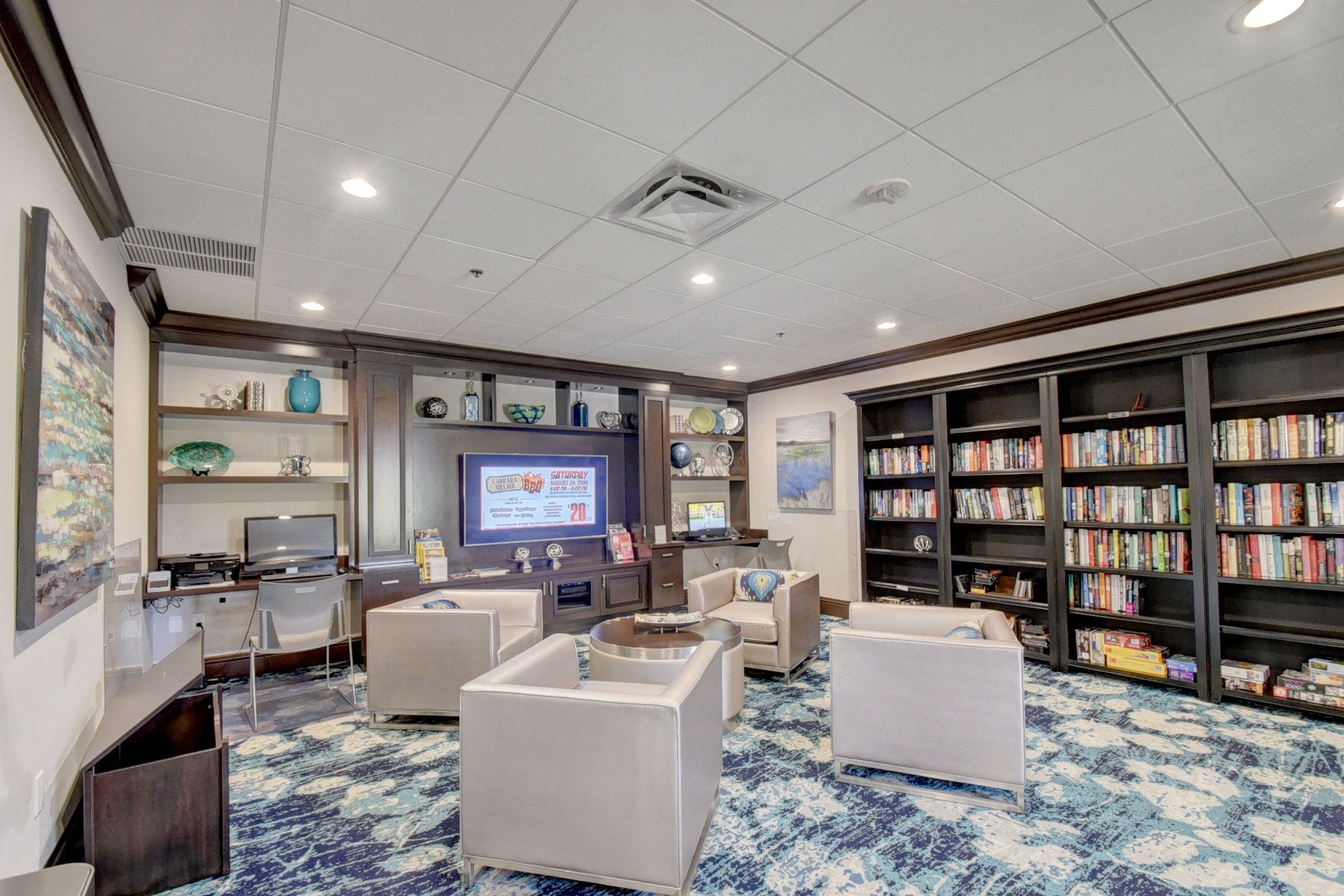 Library lounge at Platina