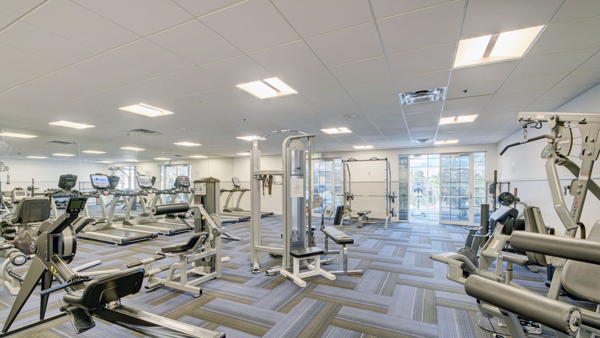 Fitness equipment at Platina