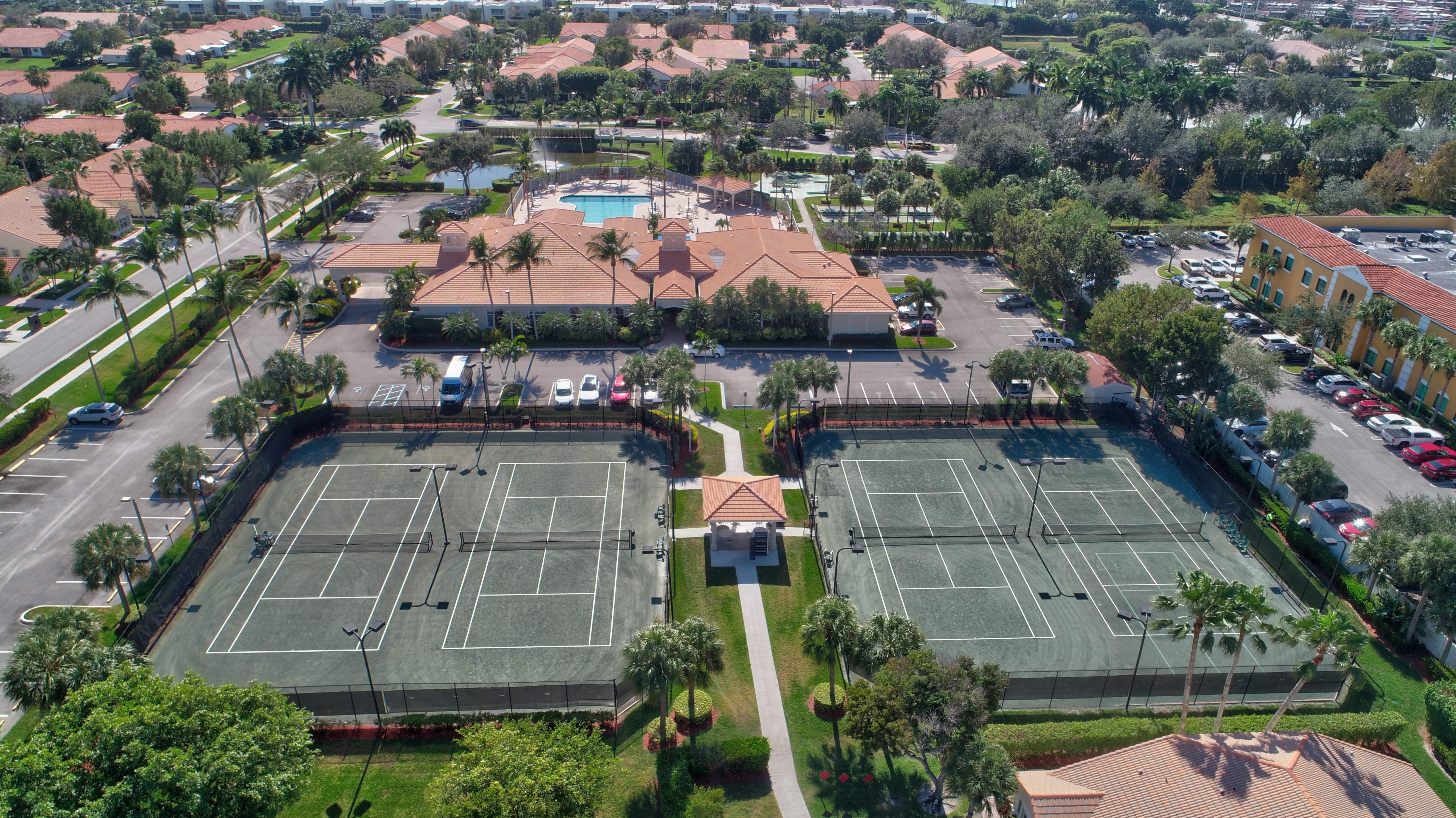 Tennis courts at Floral Lakes