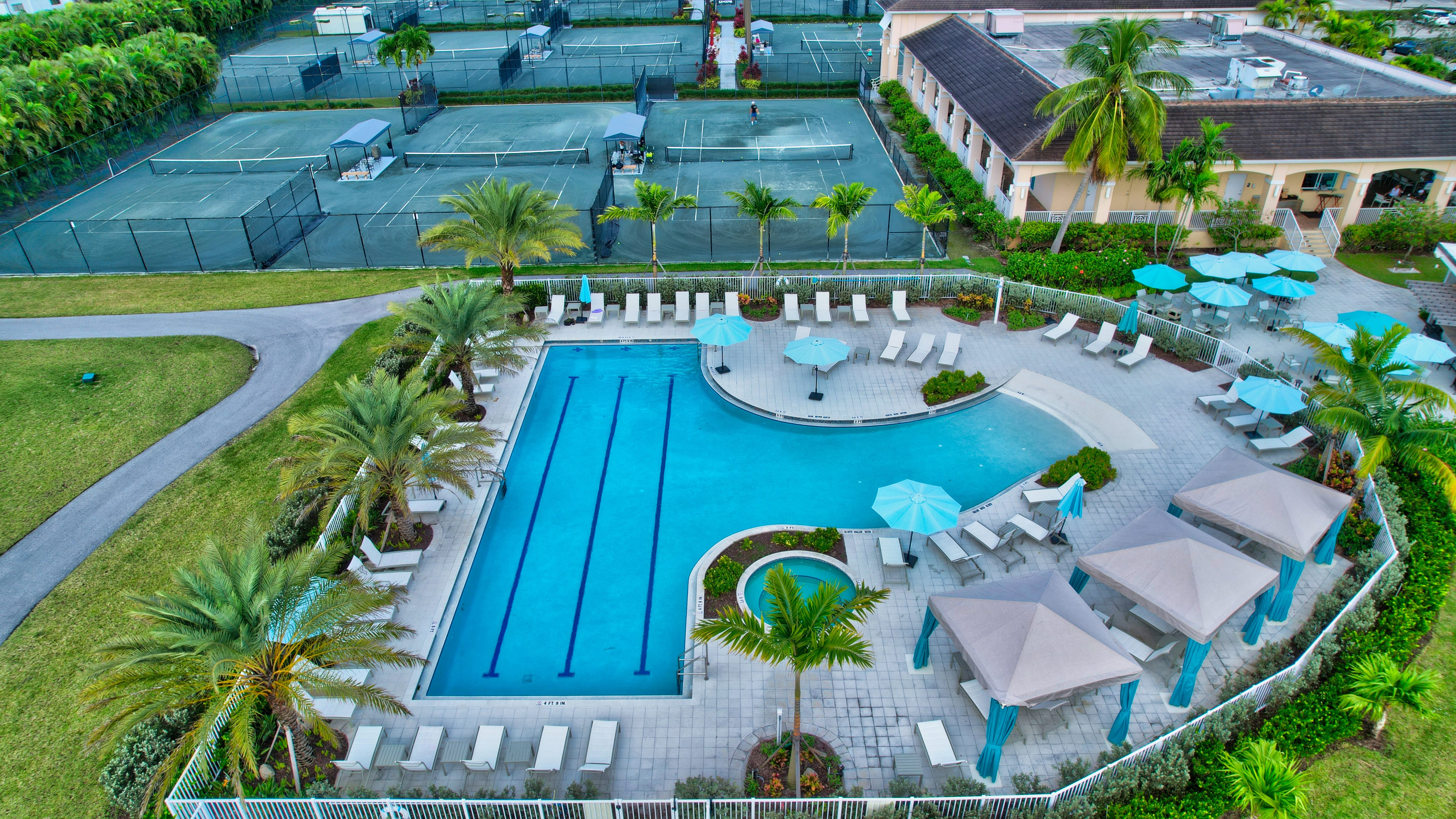 Resort pool at the Fountains of Palm Beach