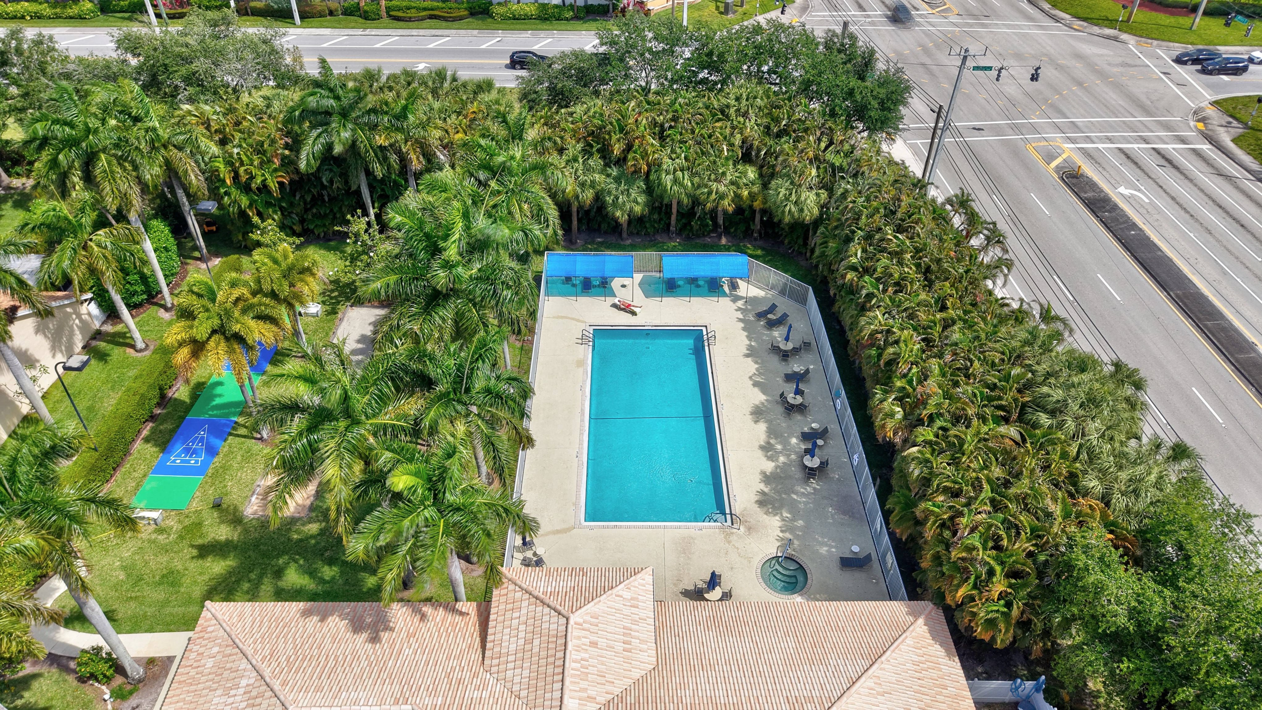 Aerial view of the Hampton Lakes pool and clubhouse in Boynton Beach