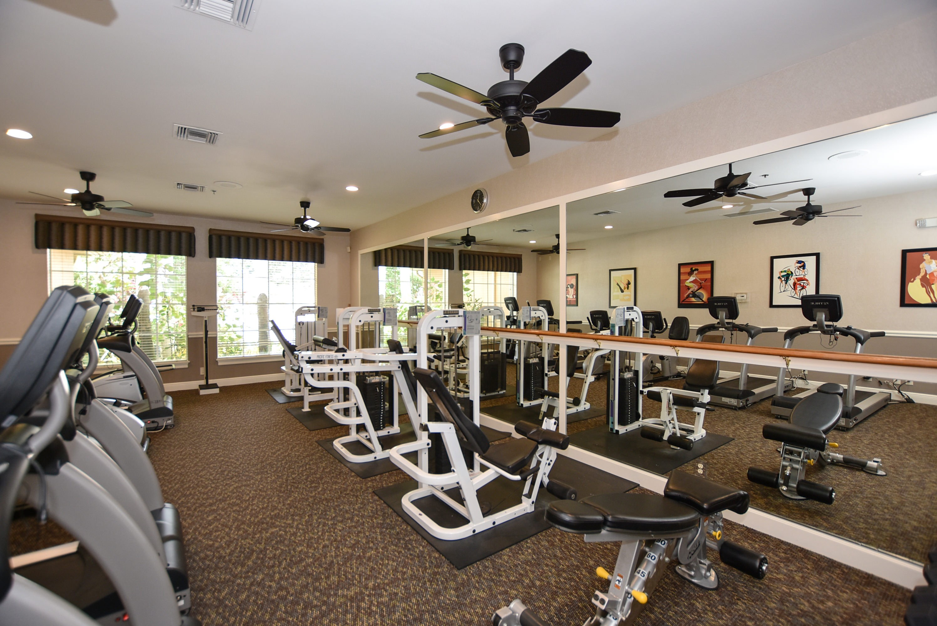 Fitness studio at Lakeridge Greens
