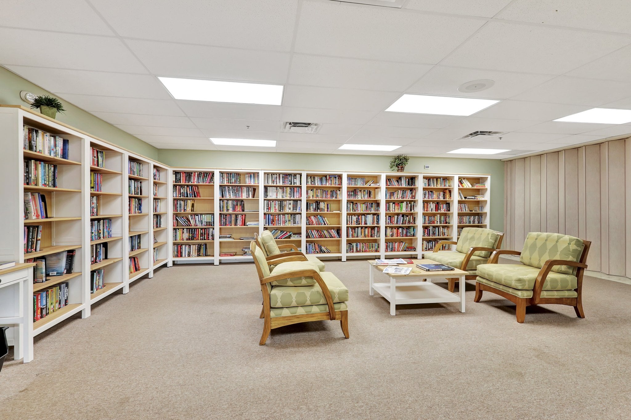 Library at Lakes of Delray