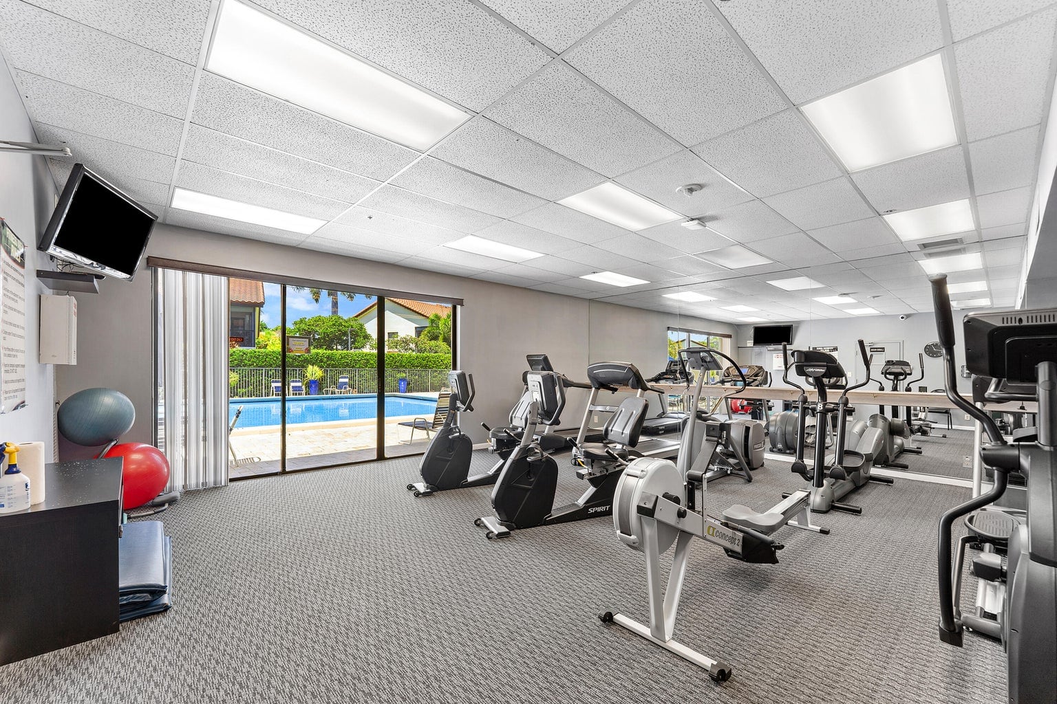 Fitness center at Palm Chase
