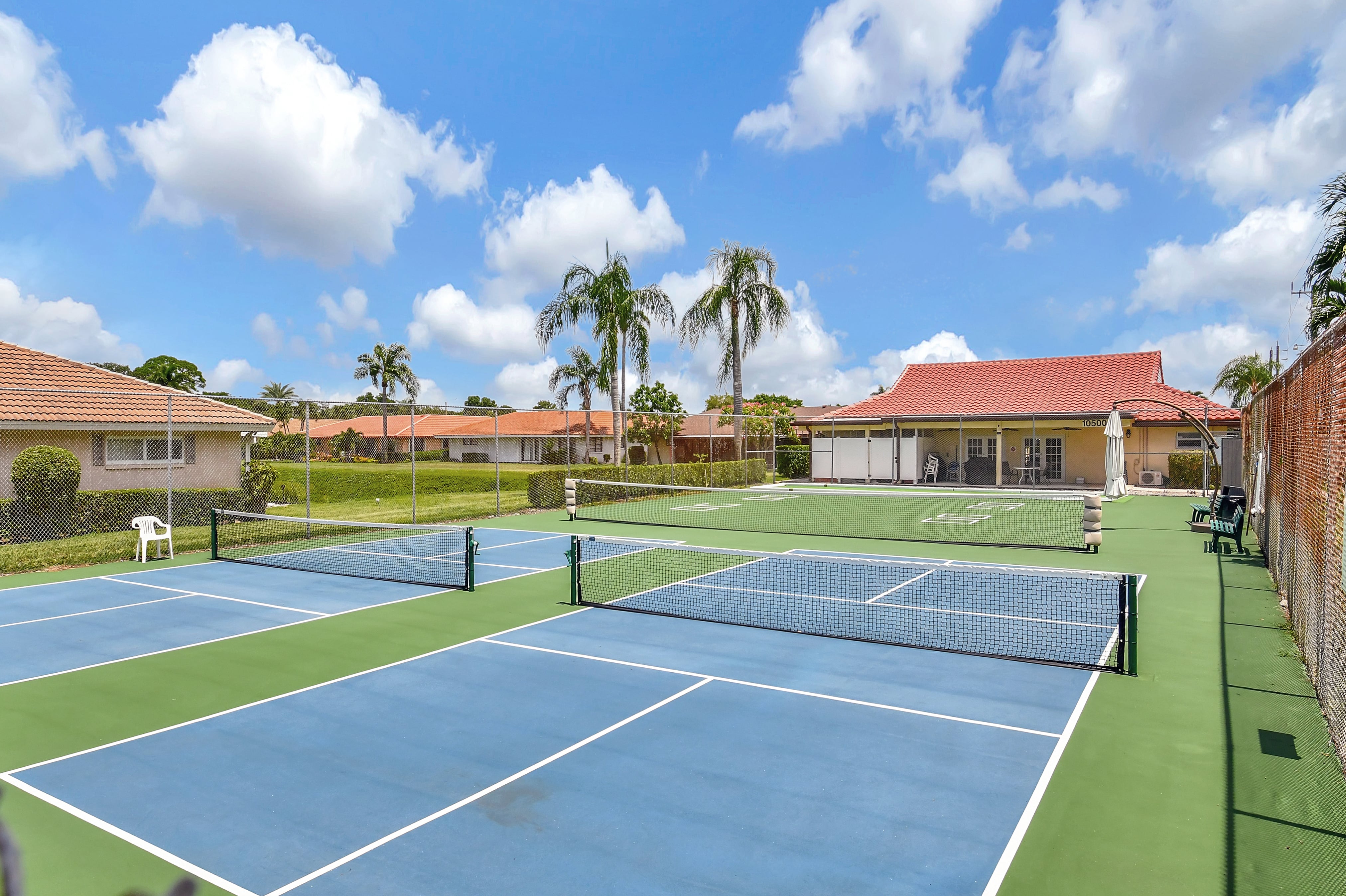 Pickleball courts at Pine Tree Village