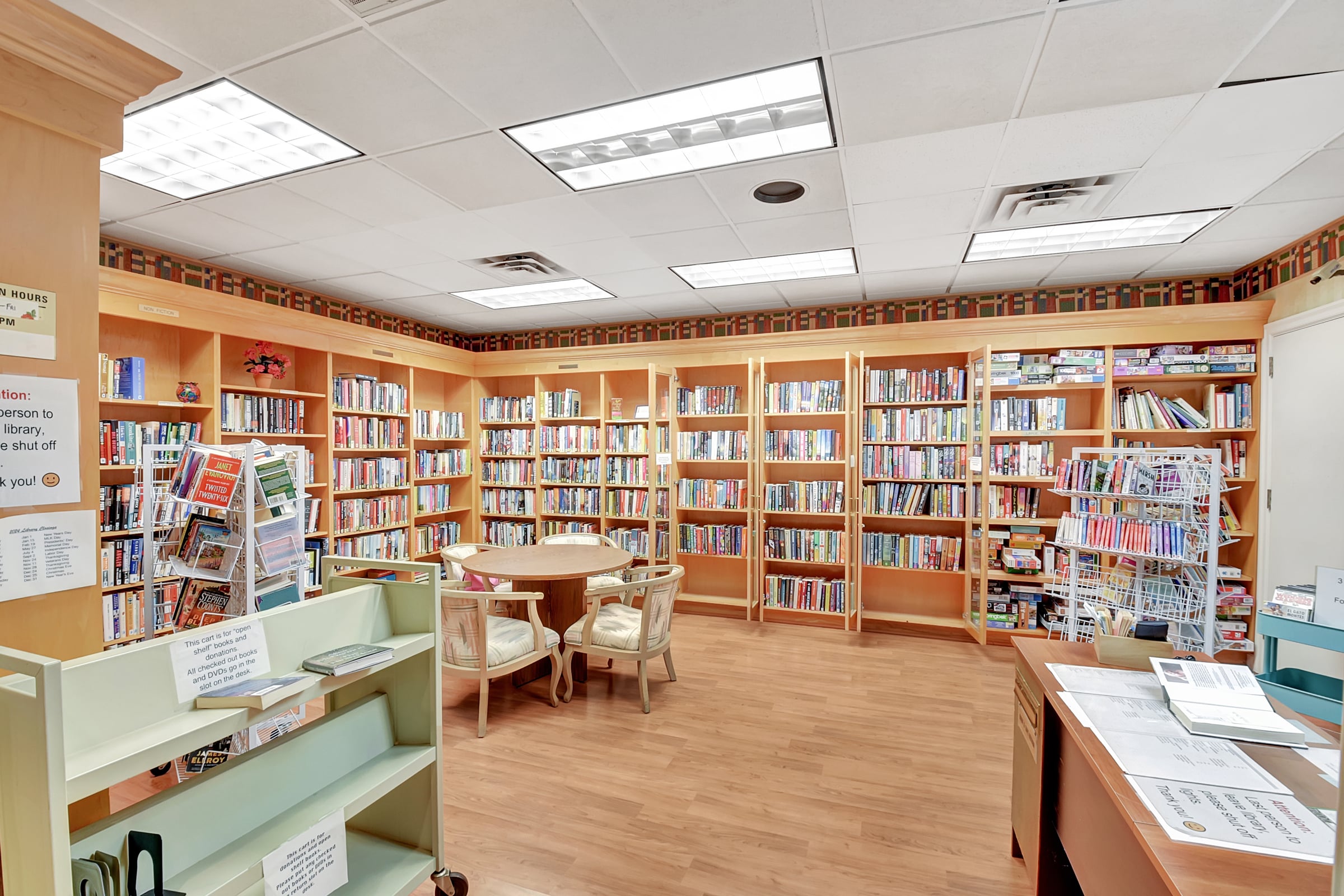 Library at Rainberry Bay clubhouse