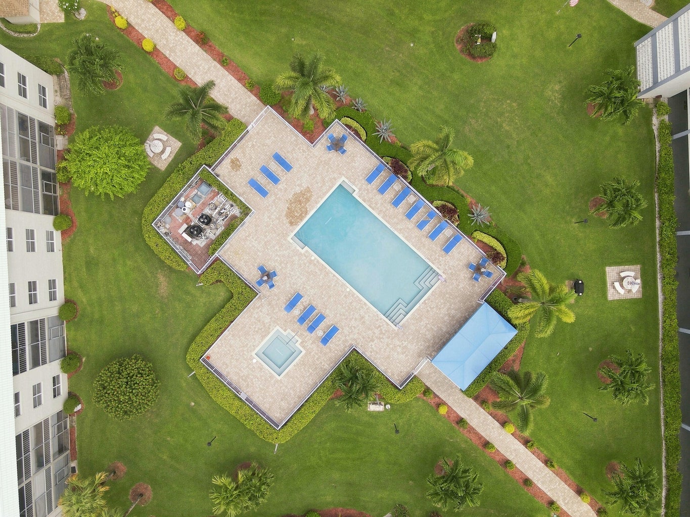 Aerial view of the Sandalfoot South pool and spa