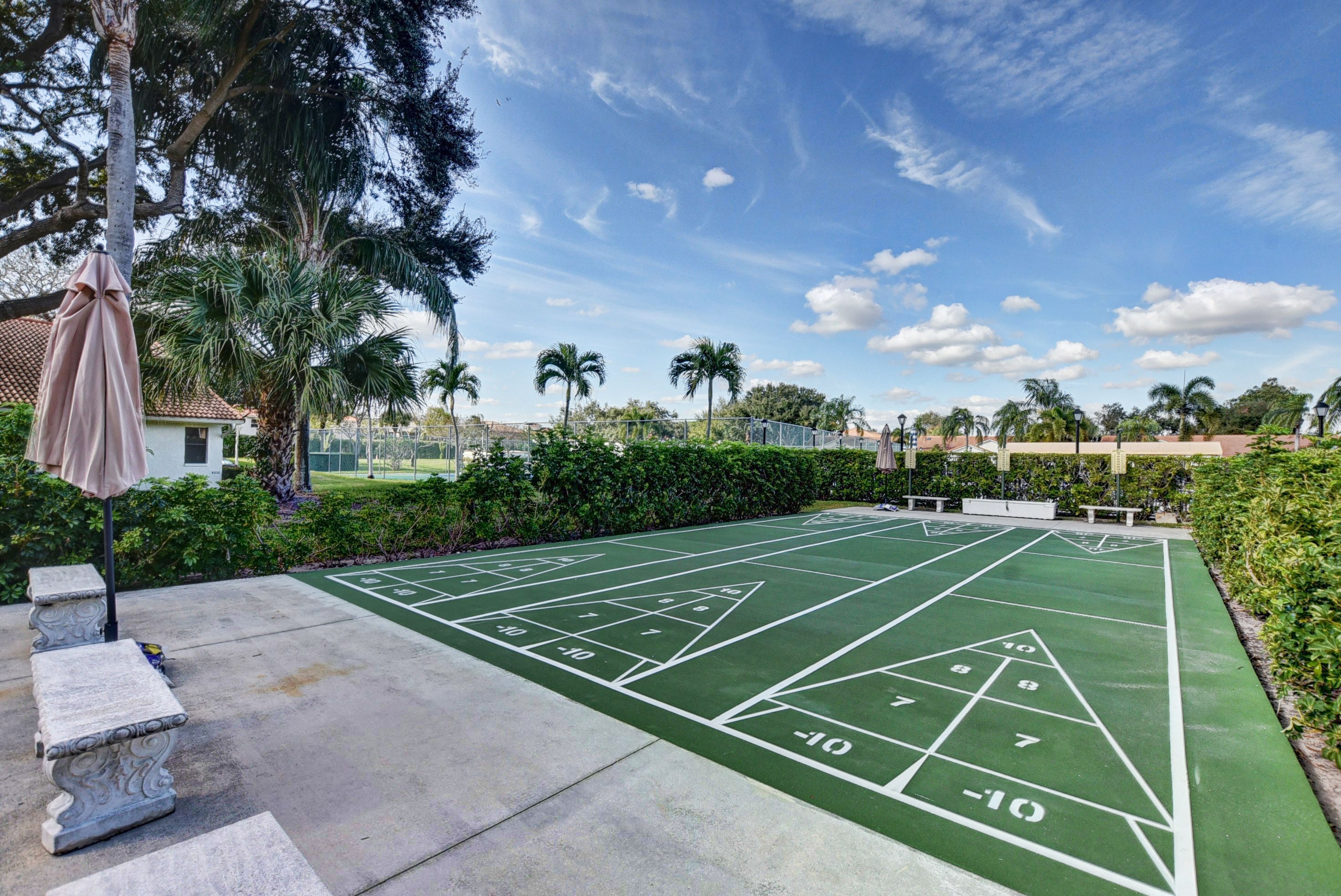 Shuffleboard courts at Sun Valley East