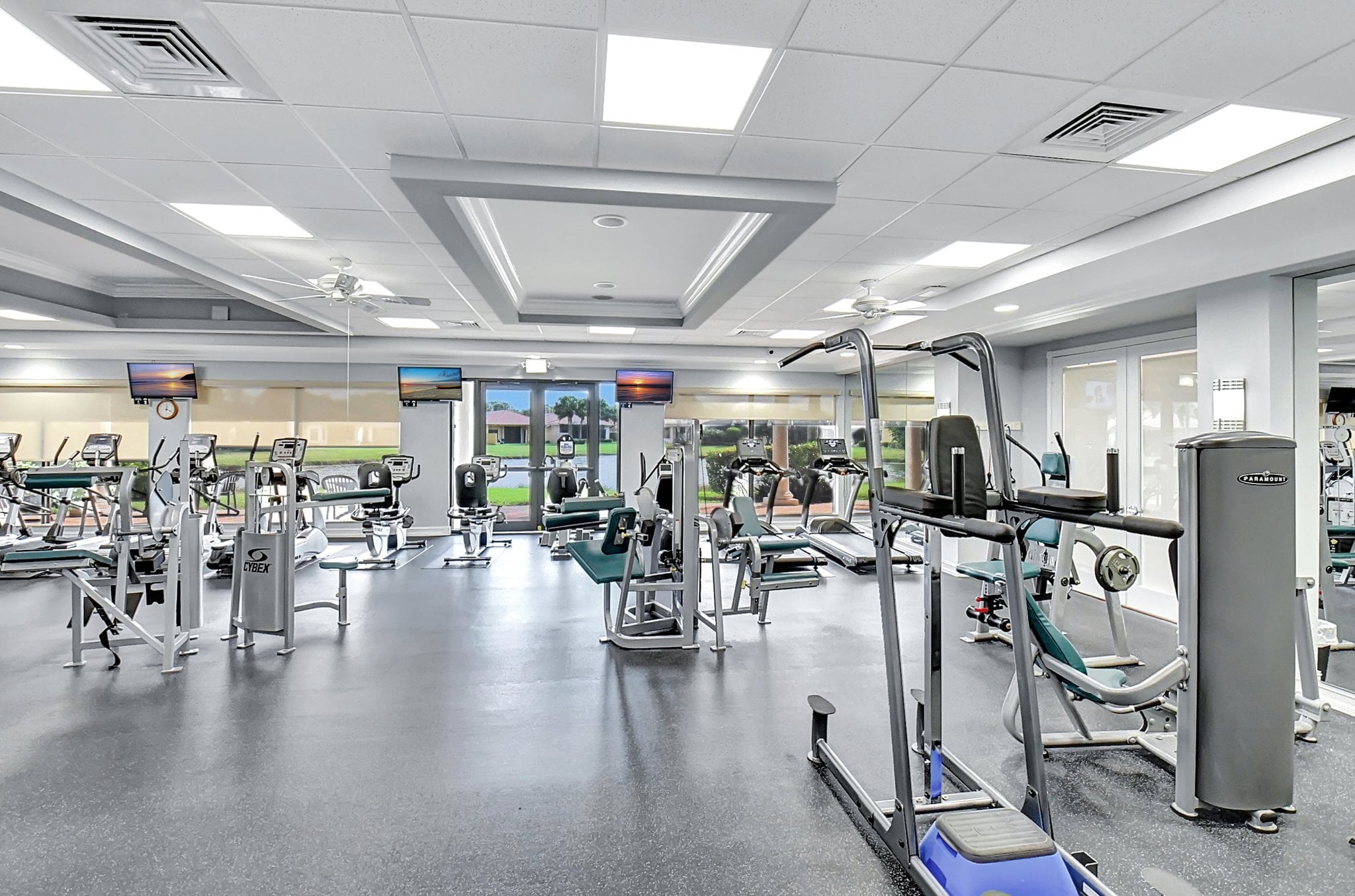 Fitness center at Tivoli Lakes