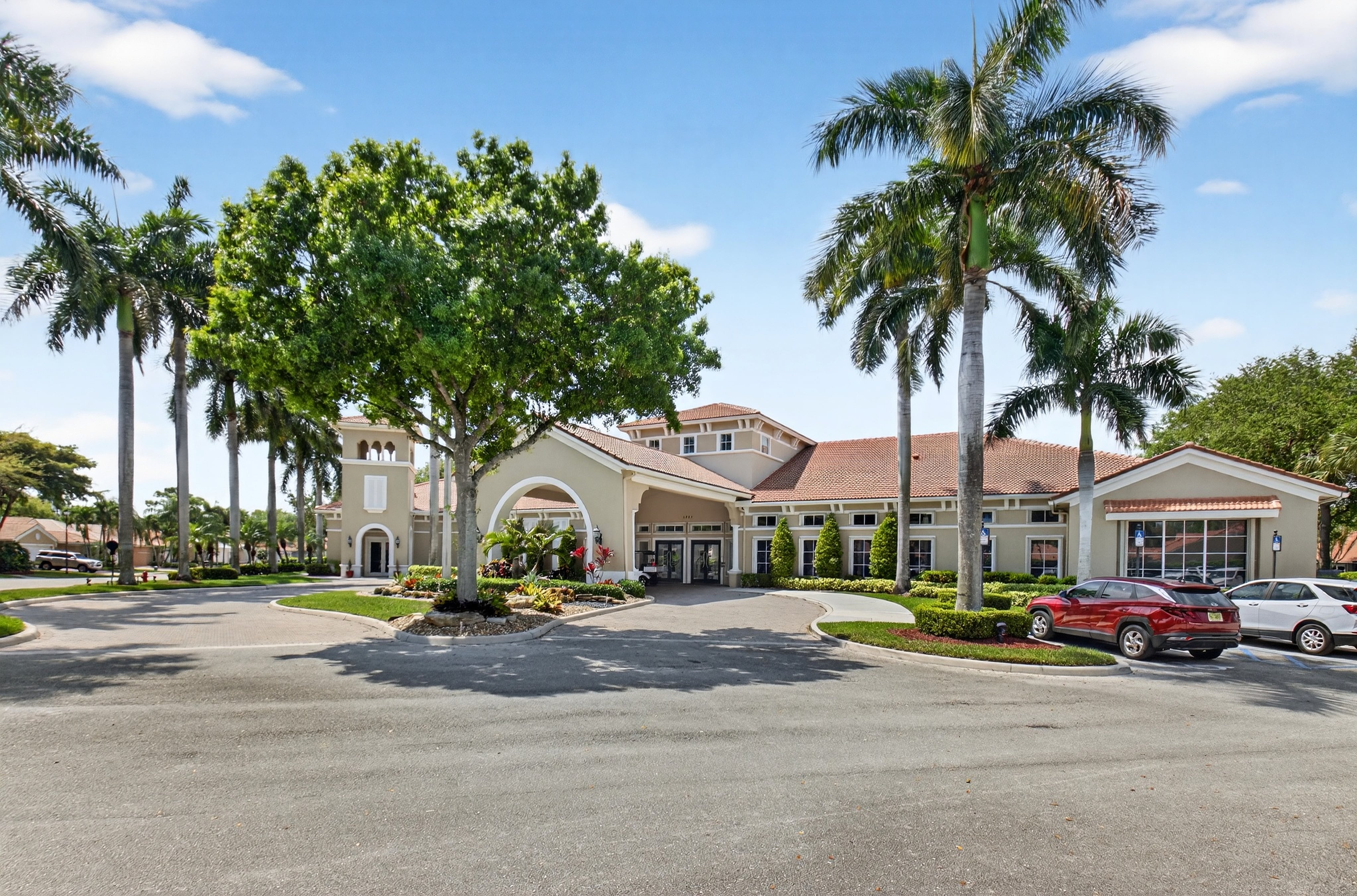 Tuscany Bay clubhouse exterior and entry