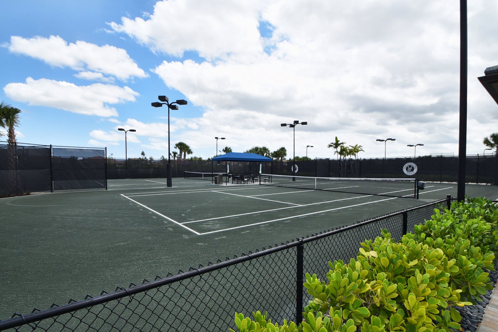 Tennis courts at Valencia Cove
