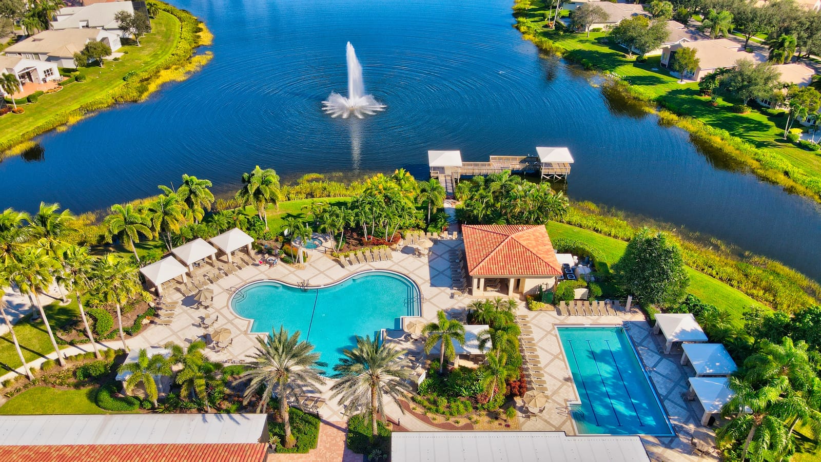 Aerial view of the Valencia Isles clubhouse and pool