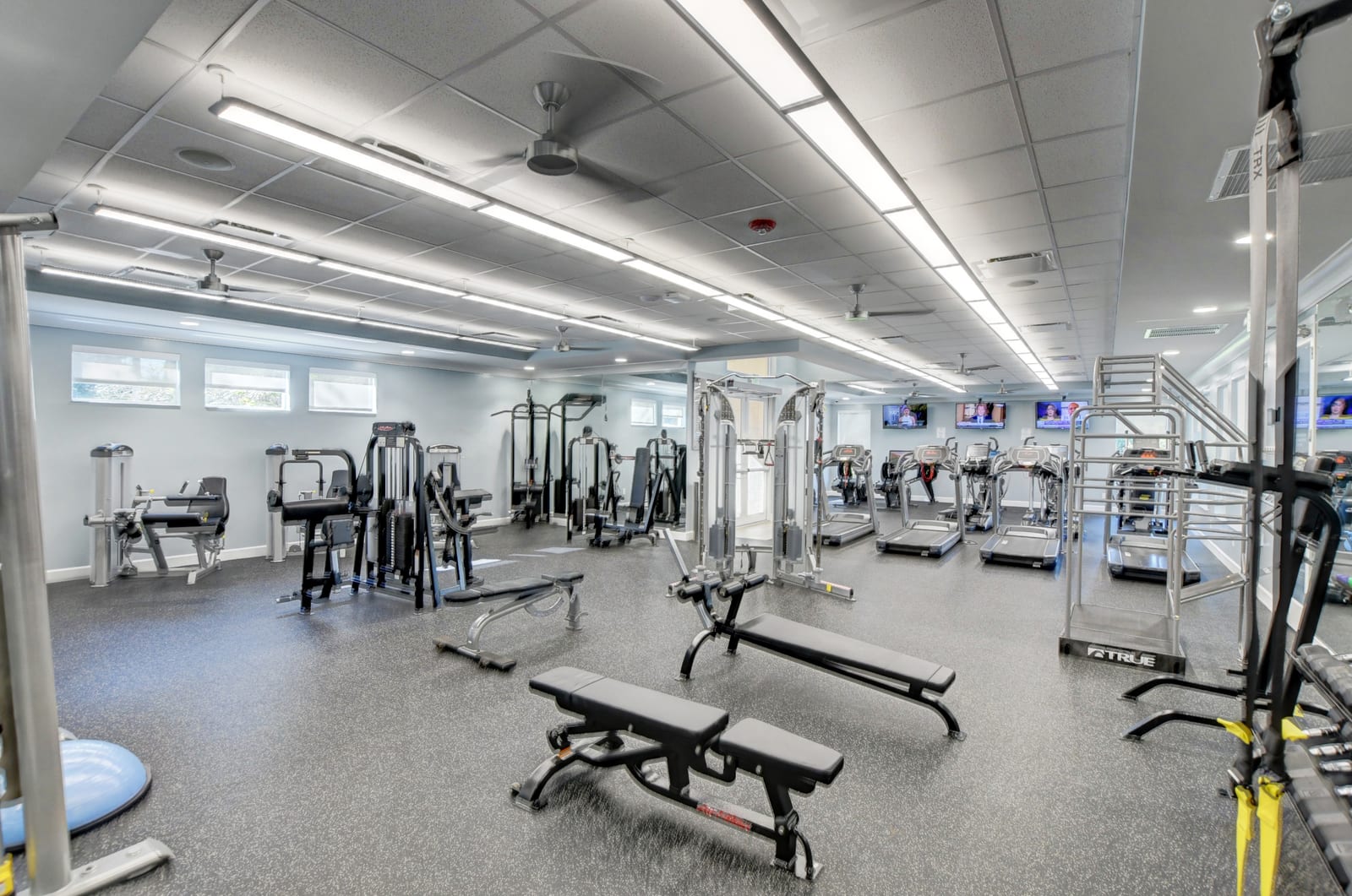 Fitness center at Valencia Isles