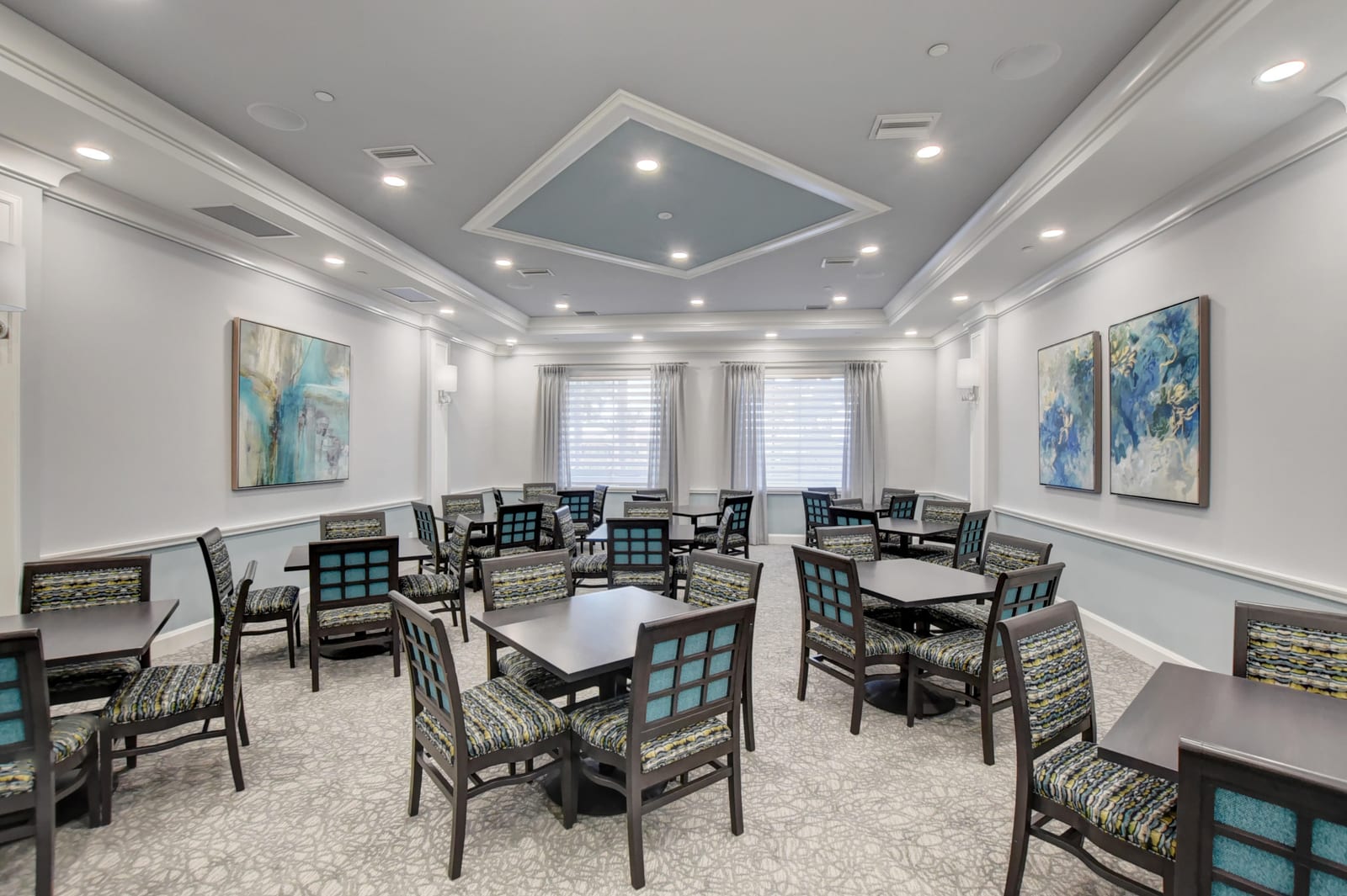 Card room at Valencia Isles