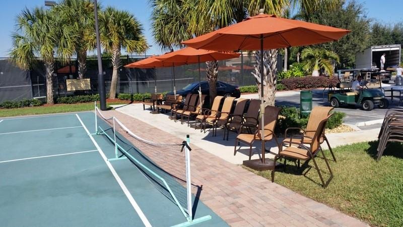 Pickleball courts at Valencia Palms