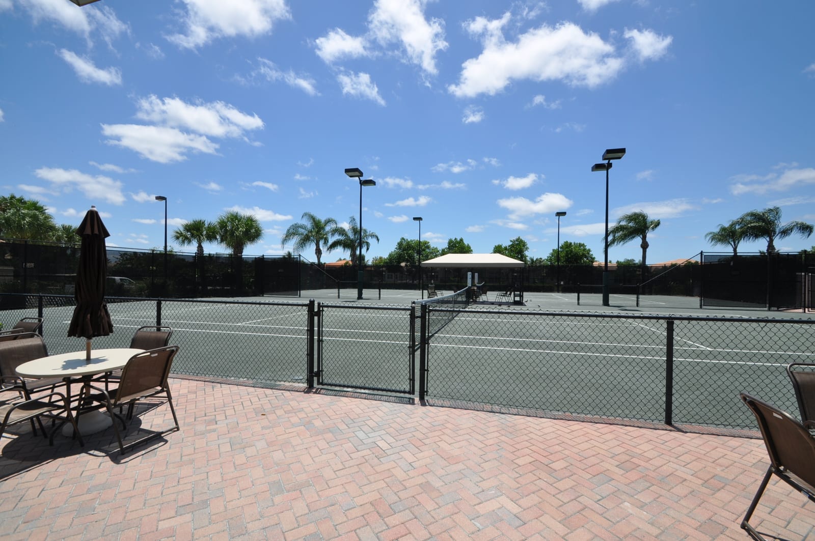 Tennis courts at Valencia Palms