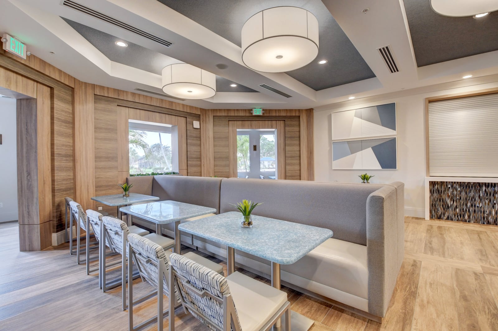 Clubhouse dining area at Valencia Pointe in Boynton Beach