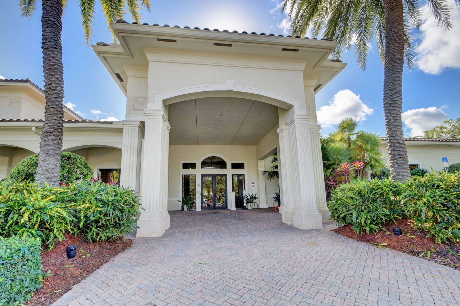 Clubhouse entrance at Valencia Shores