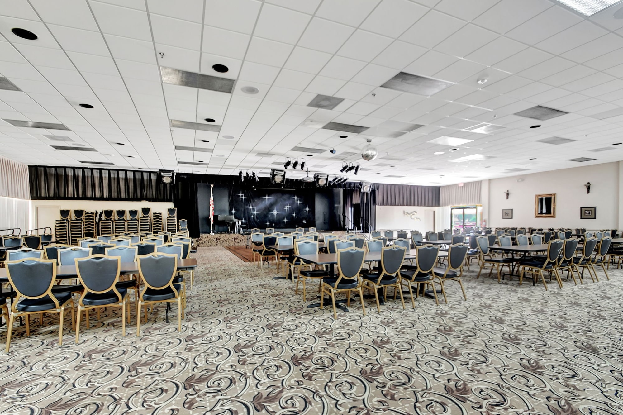 Spacious event and gathering room at the Lucerne Lakes clubhouse