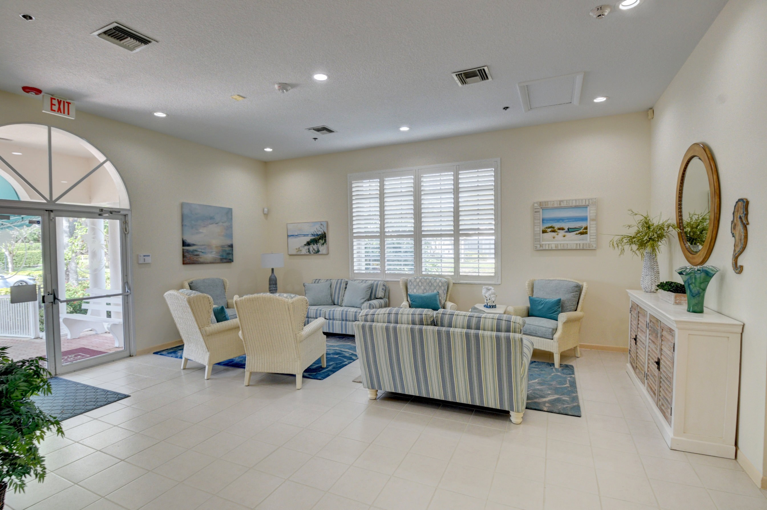 Palm Shores clubhouse lounge with seating