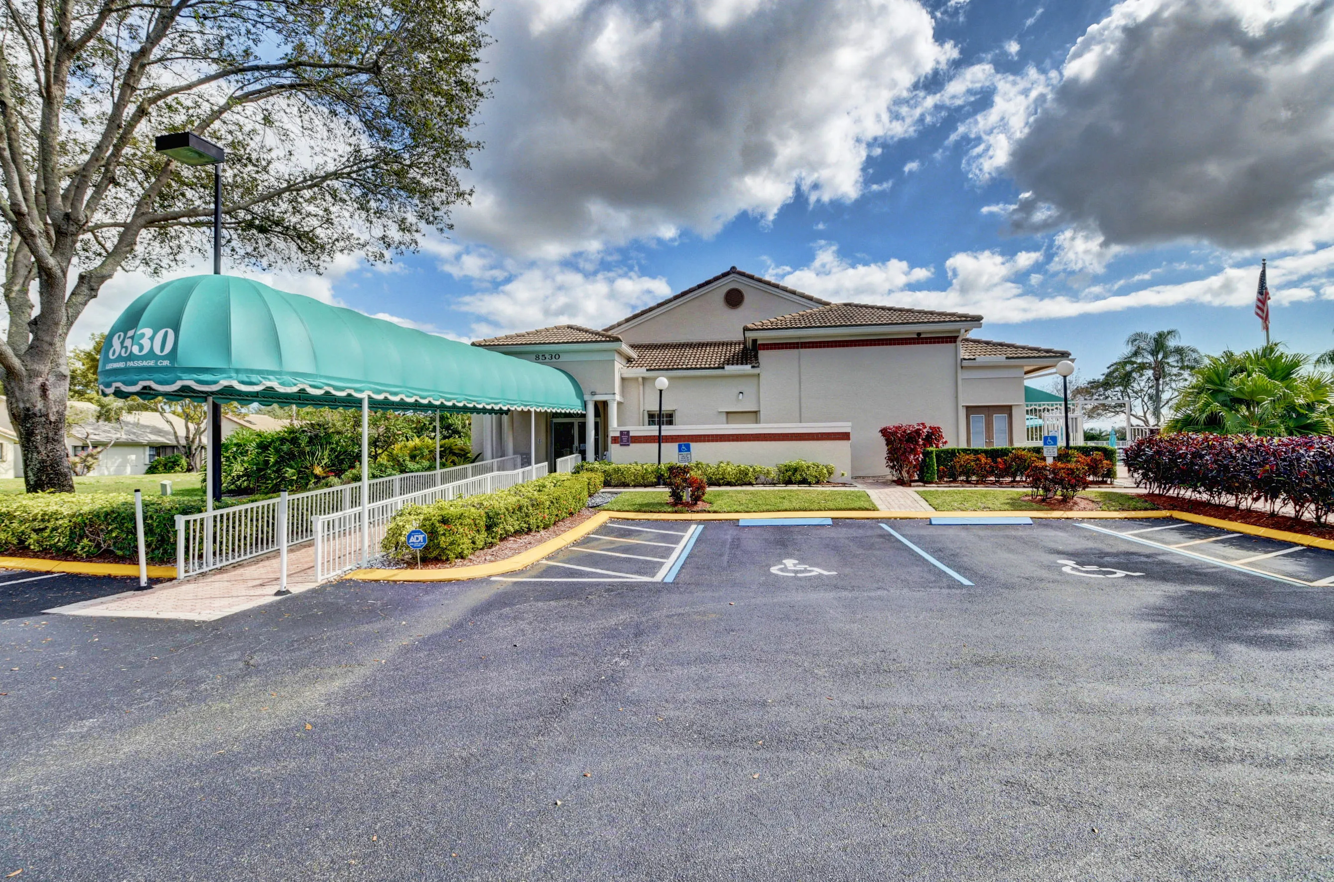 Palm Shores community setting