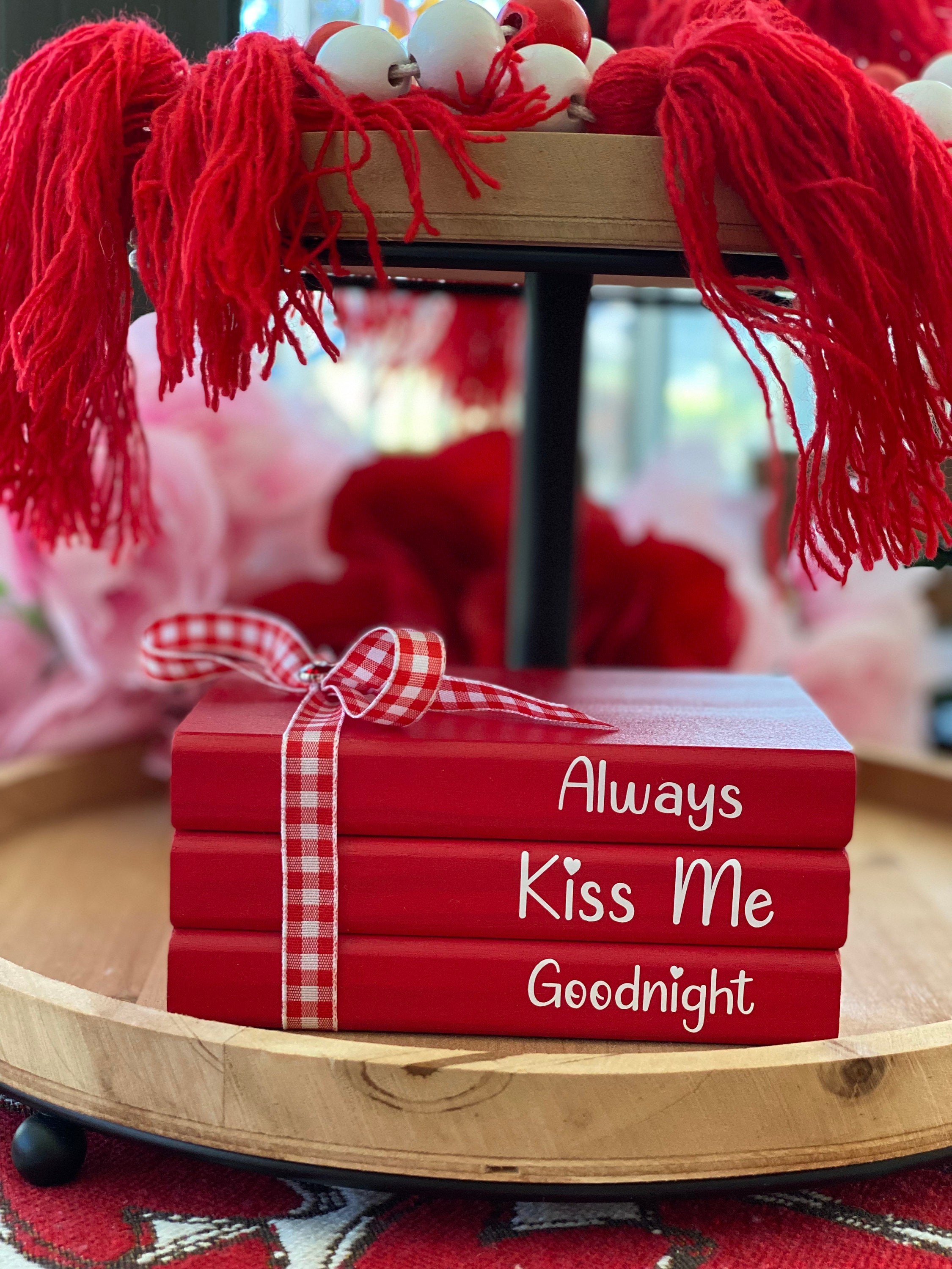 Always Kiss Me Goodnight, Valentines Day Decor, detail 4