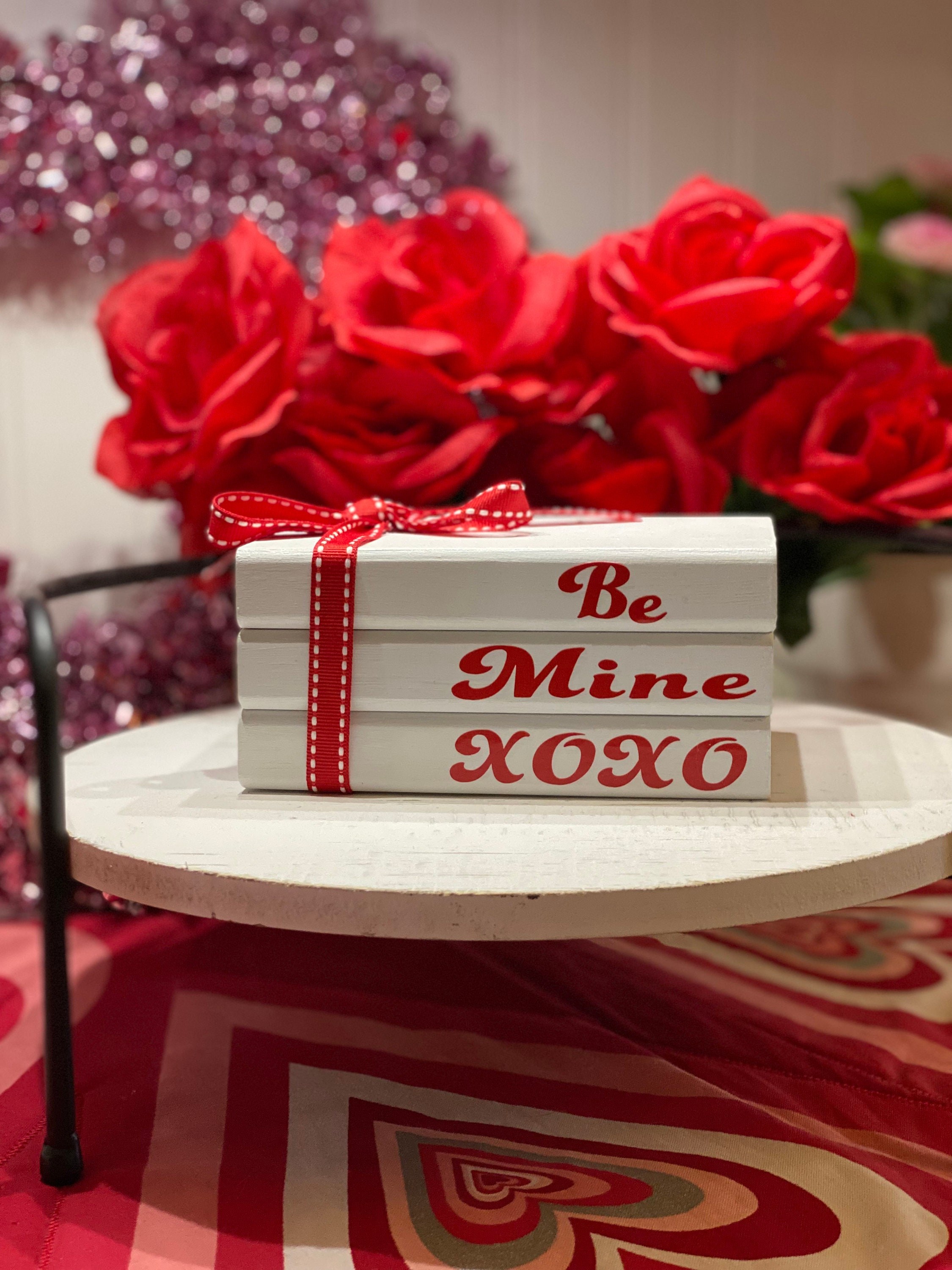 Be Mine, Valentines Day Decor, detail 3