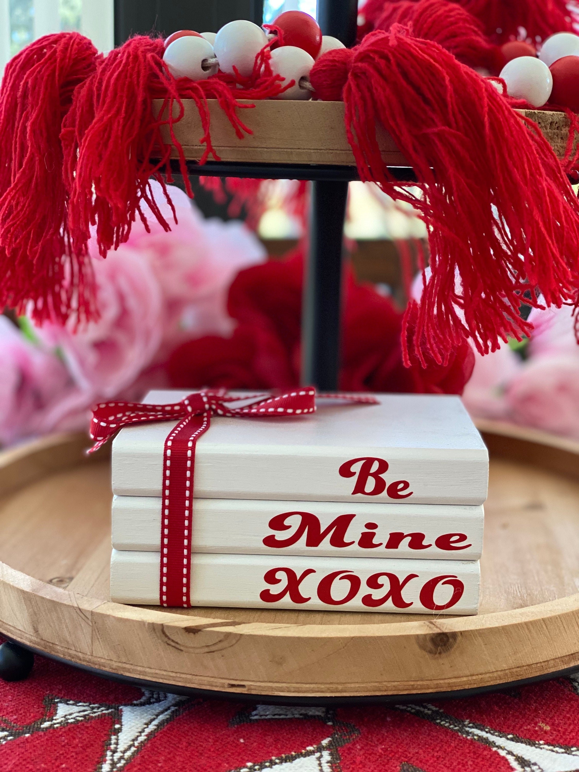 Be Mine, Valentines Day Decor, detail 4