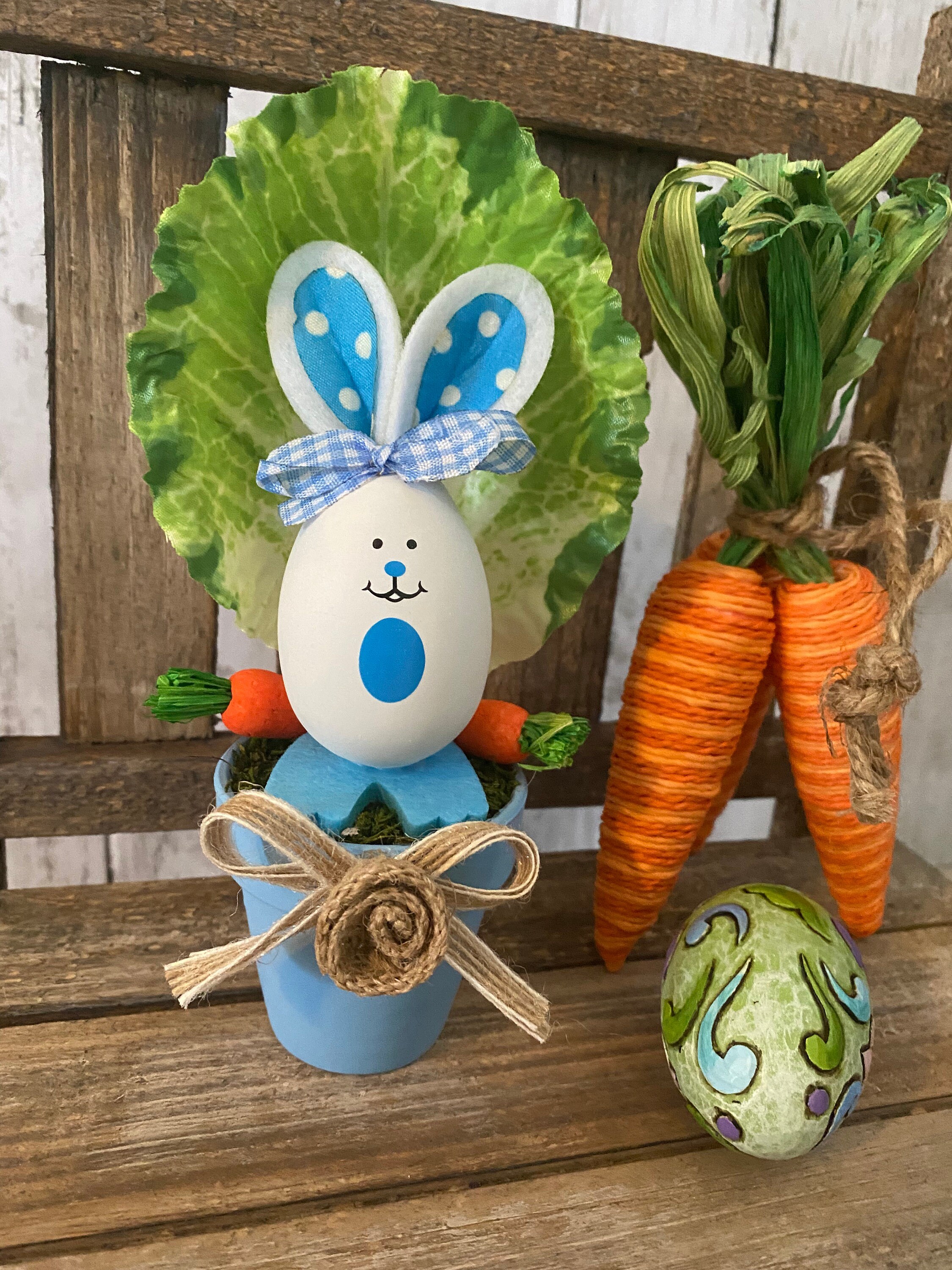Bunny Egg Spring Shelf Sitter, Carrot & Lettuce Decor, detail 3