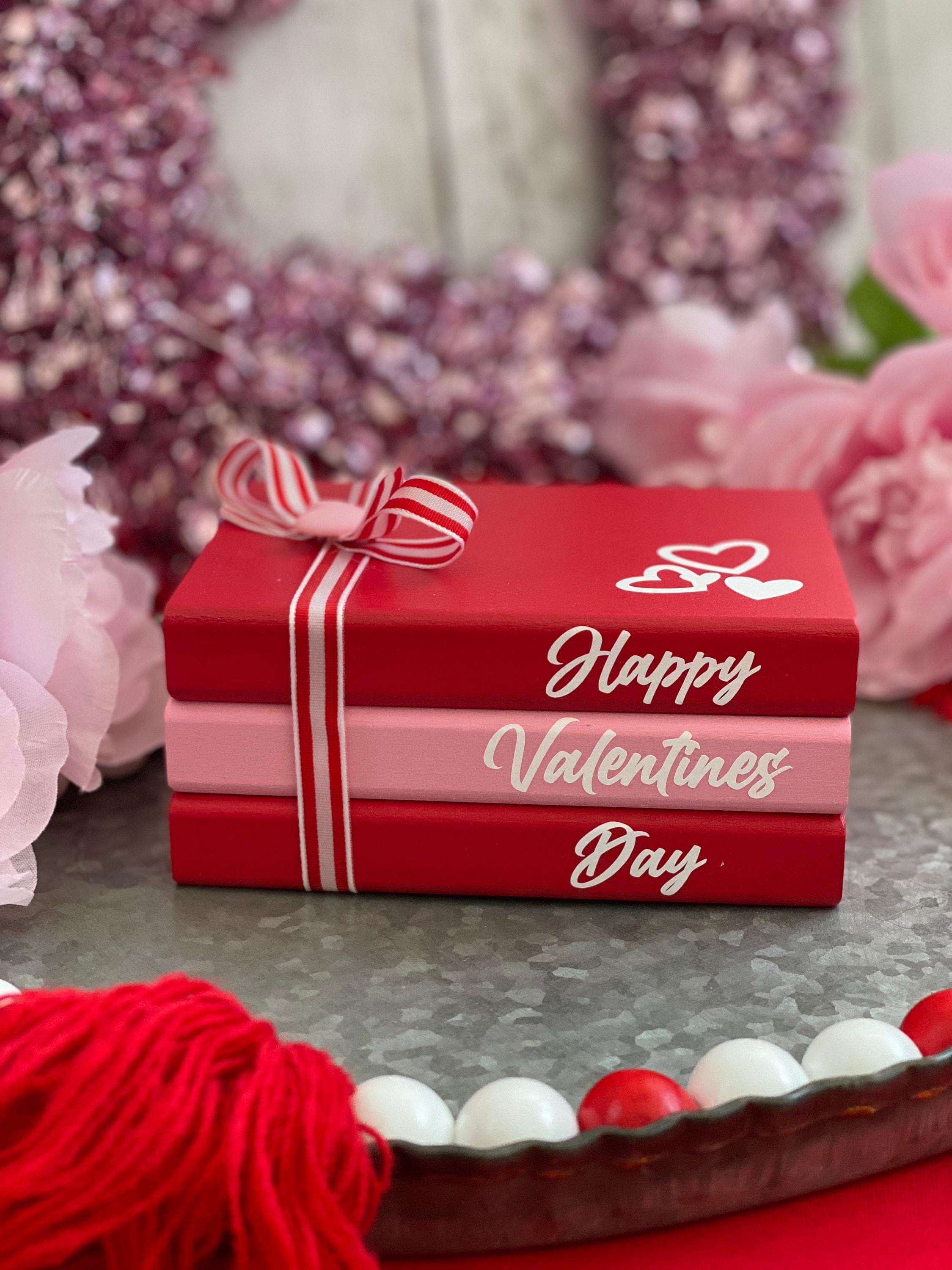 Happy Valentines Day, Valentines Day Decor