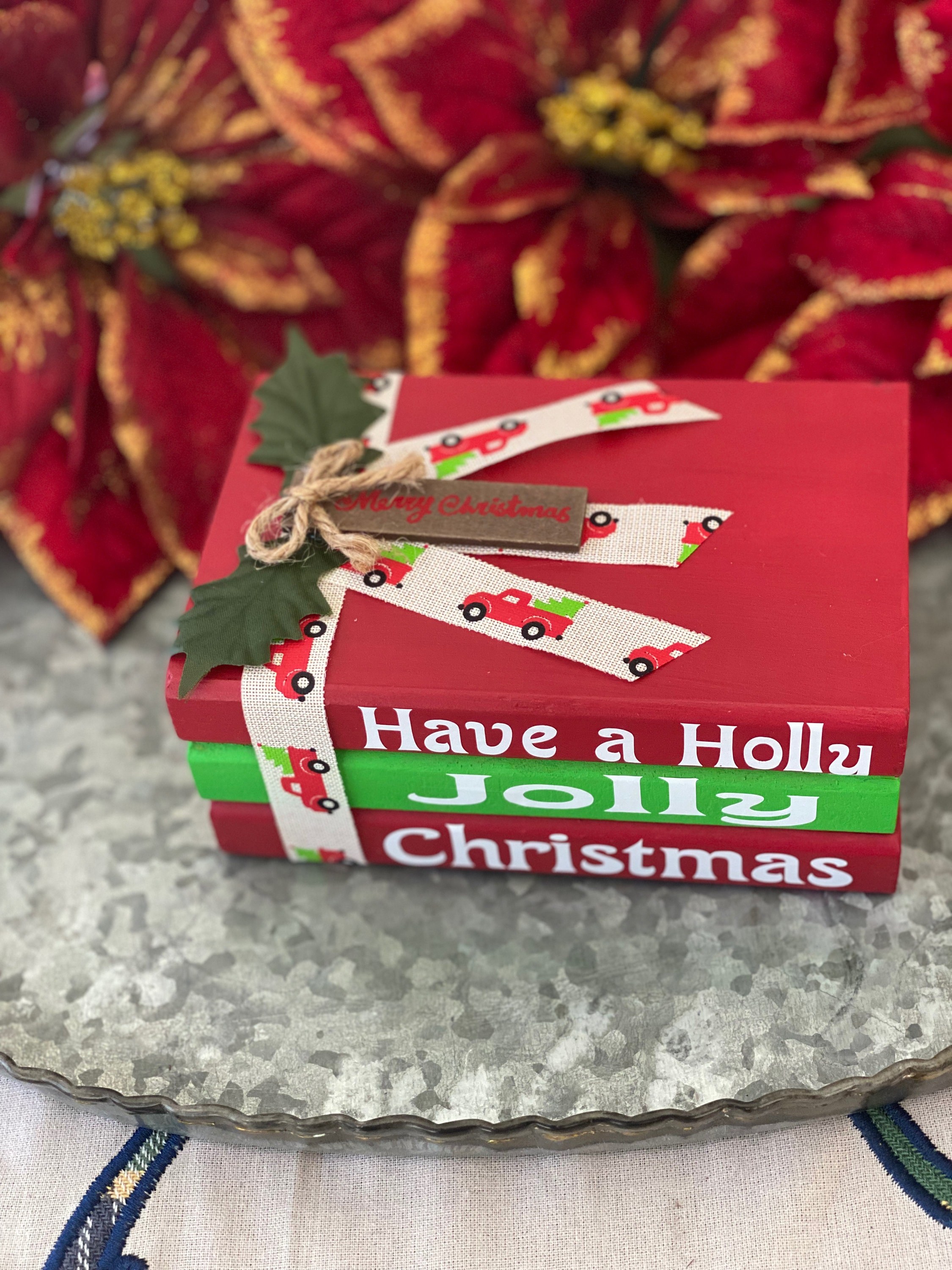 Have a Holly, Jolly Christmas, detail 4