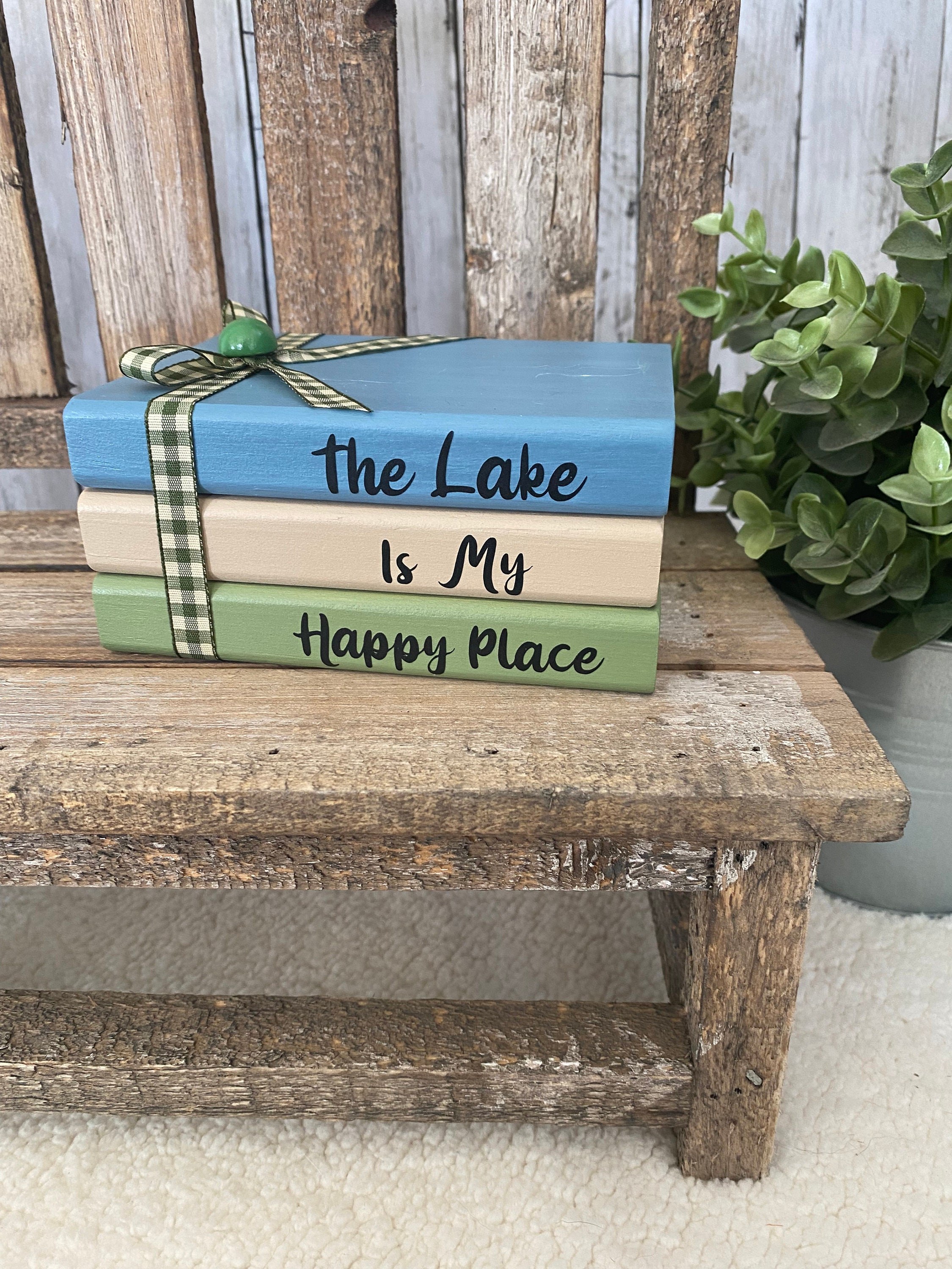 Lake House Wooden Book Stack, Tiered Tray Decor, detail 2