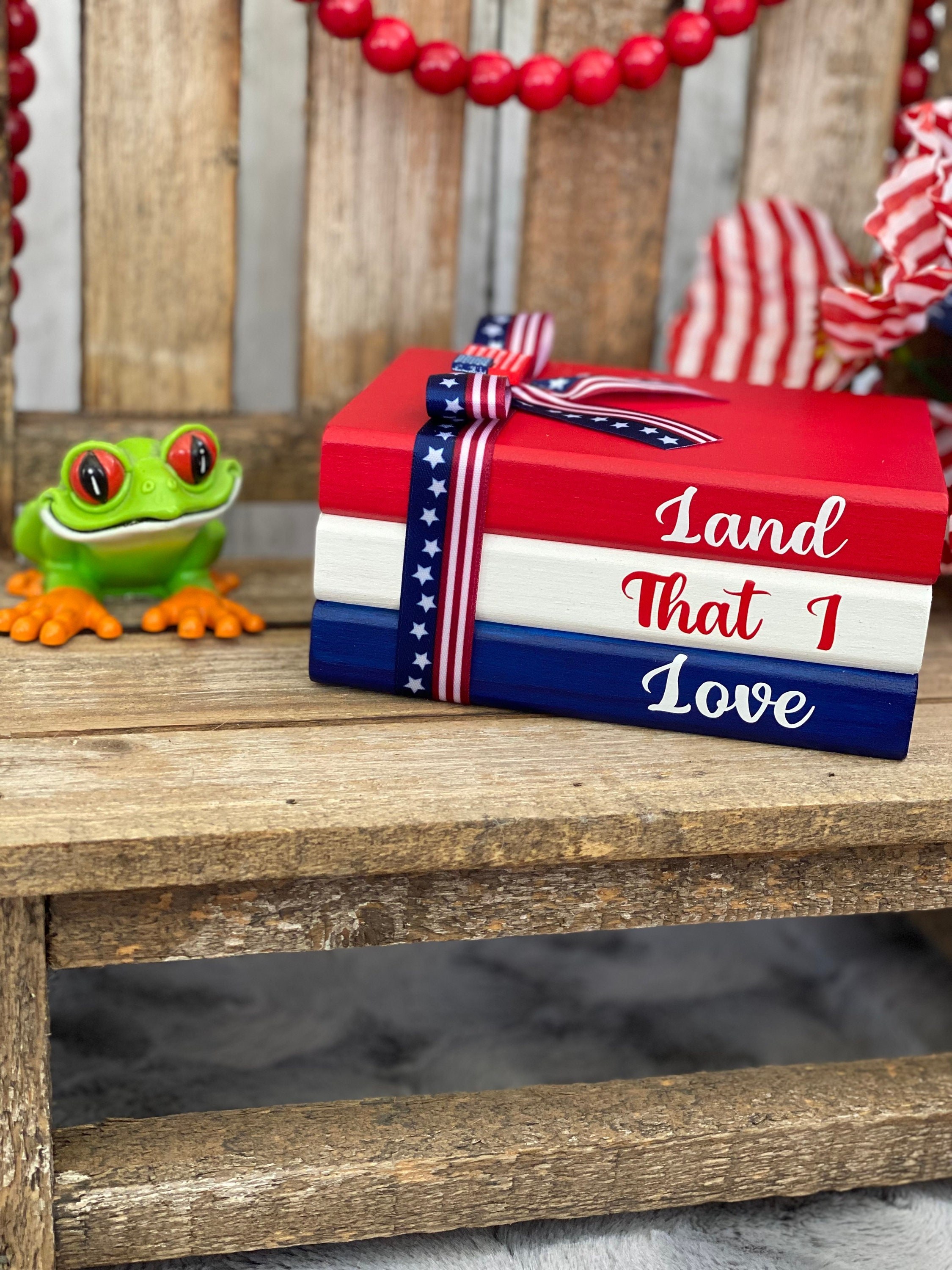 Land That I Love Book Stack, Patriotic Tiered Tray Decor