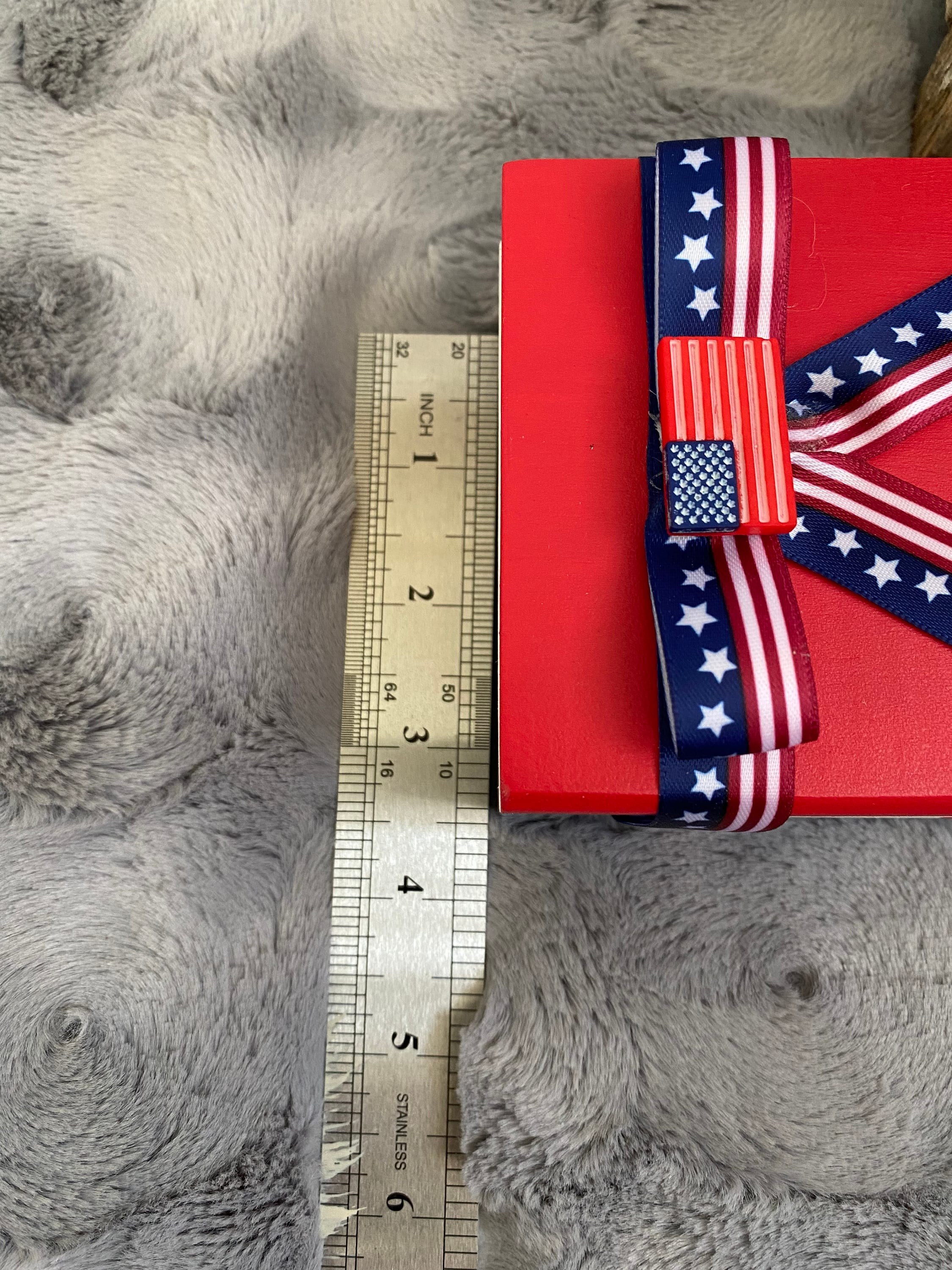 Land That I Love Book Stack, Patriotic Tiered Tray Decor, detail 5