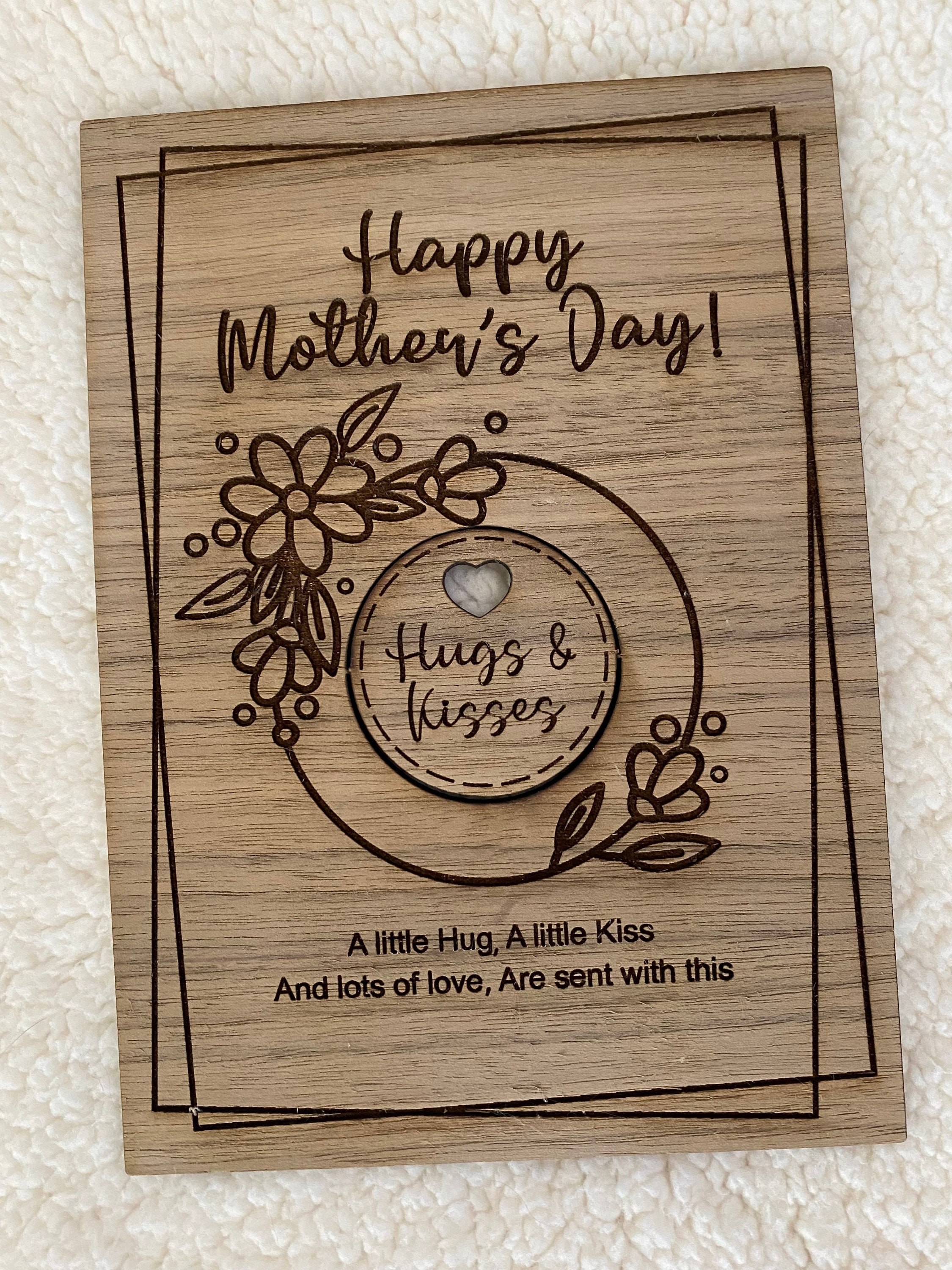 Mother's Day Wooden Card: Pocket Hug Token